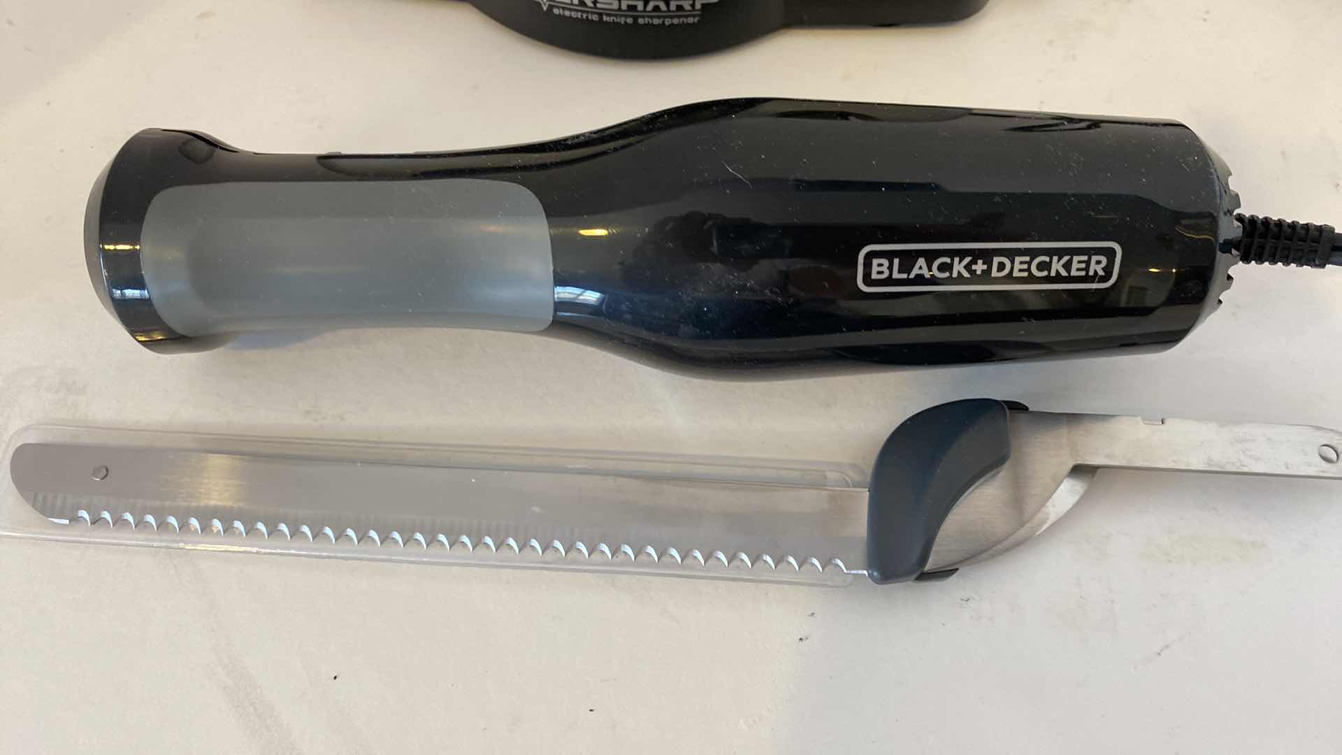 Photo 1 of BLACK AND DECKER ELECTRIC KNIFE AND PRESTO KNIFE SHARPENER