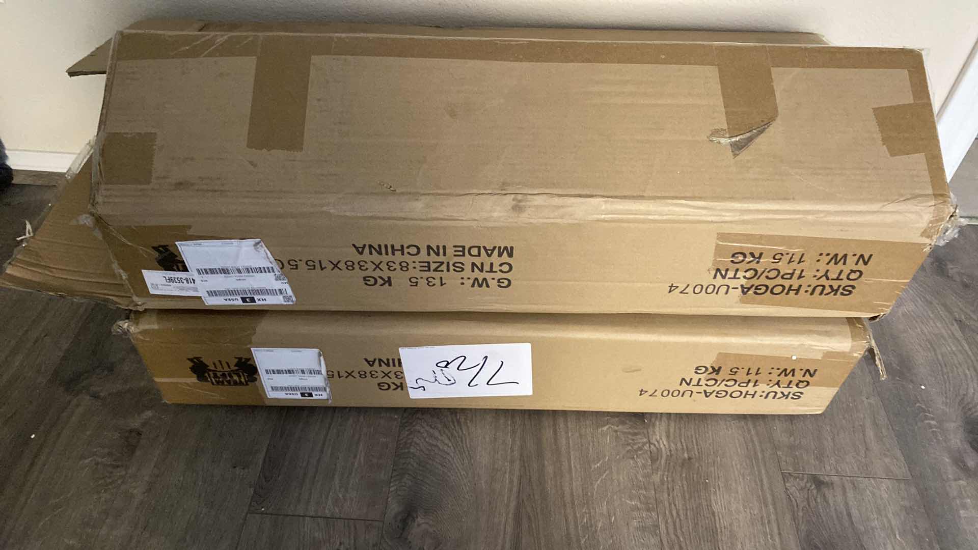 Photo 1 of 2 - BOXES SHELF UNITS UNKNOWN SIZE