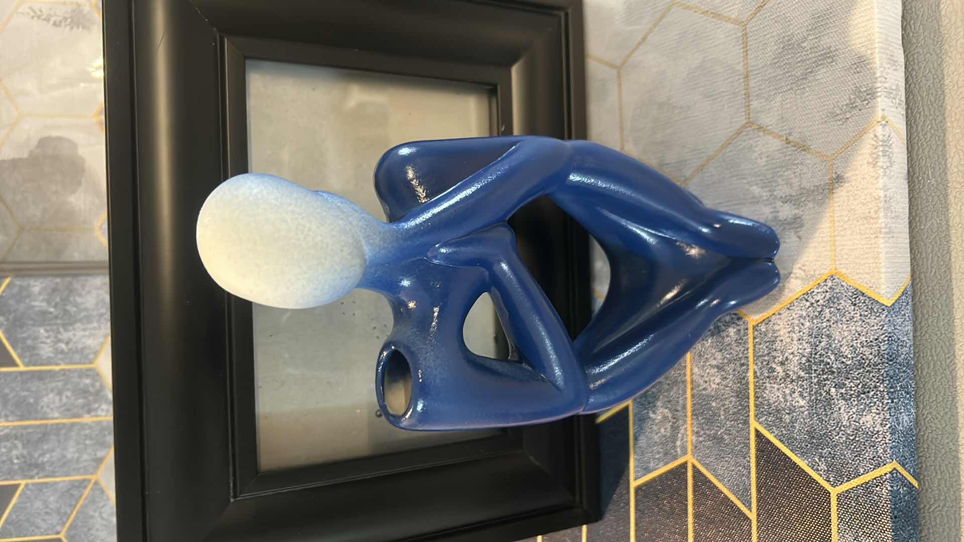 Photo 1 of HOME DECOR ASSORTMENT 3 STRETCHED CANVAS ARTWORK 10 3/4“ x 15 3/4, FRAME AND FIGURINE/VASE