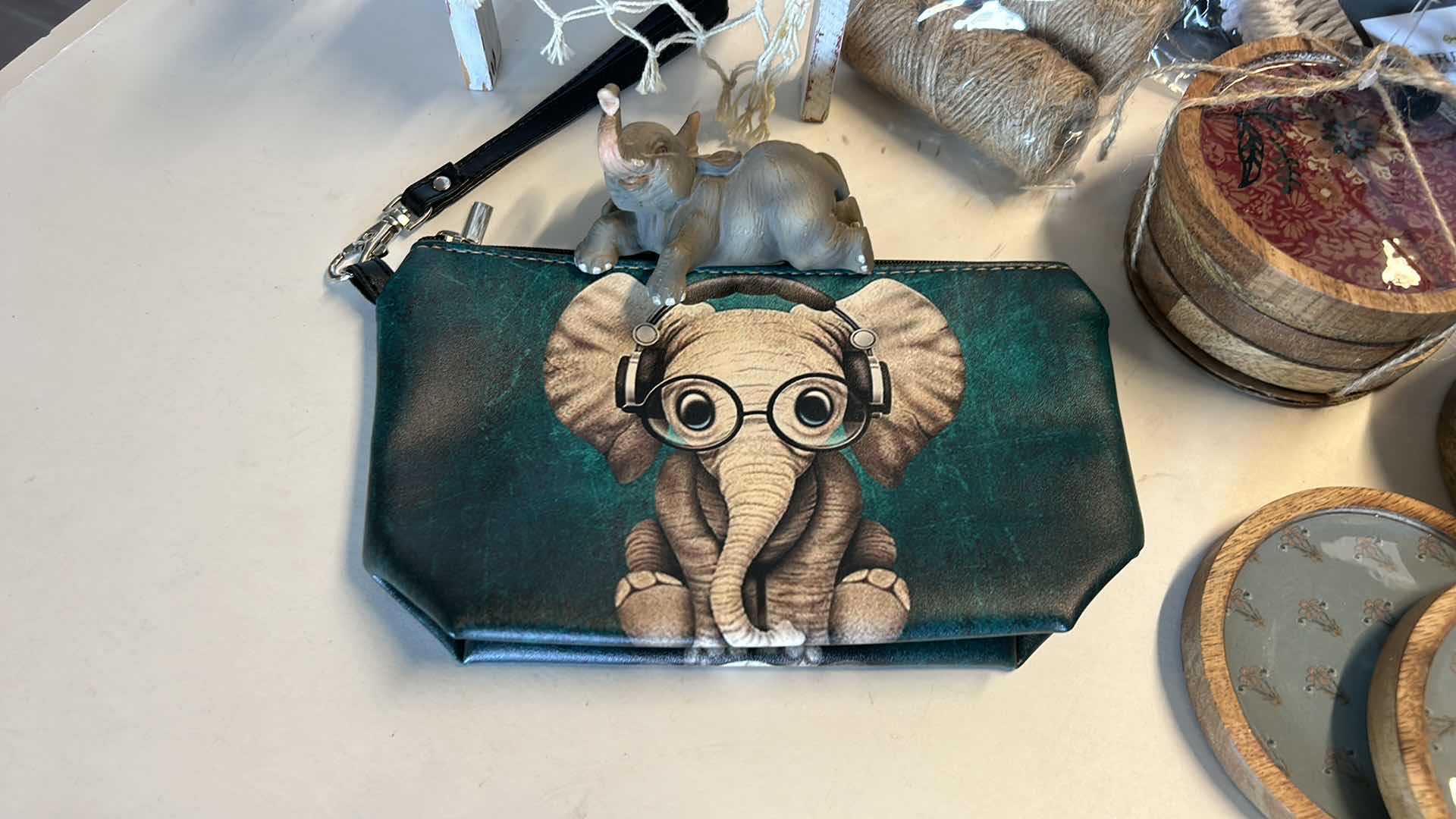 Photo 1 of MISC HOME ASSORTMENT