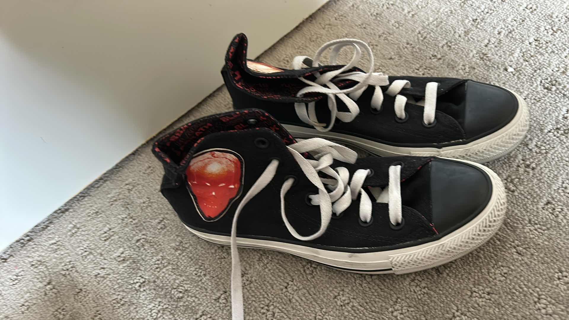 Photo 1 of CHILDRENS SHOE ASSORTMENT VARIOUS SIZES 3.5, 4 -5 & 8.5