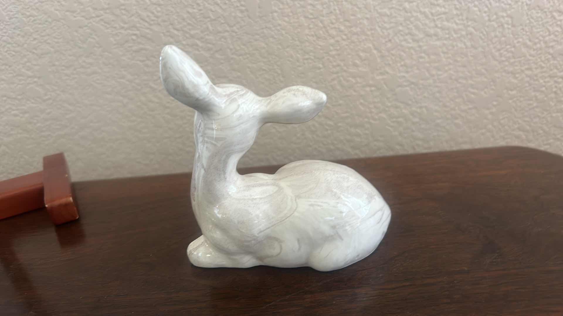 Photo 4 of FINE CERAMIC PORCELAIN MADE FROM ASHES THAT FELL DURING THE 1980 ERUPTION OF MT ST HELENS H5”