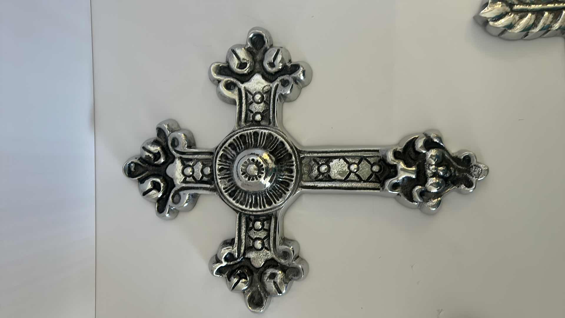 Photo 3 of HOME DECOR- 3 CROSSES