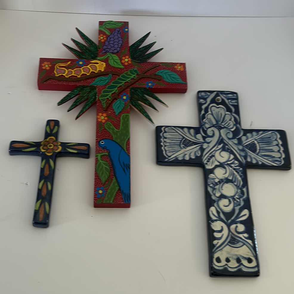 Photo 1 of HOME DECOR- 3 CROSSES