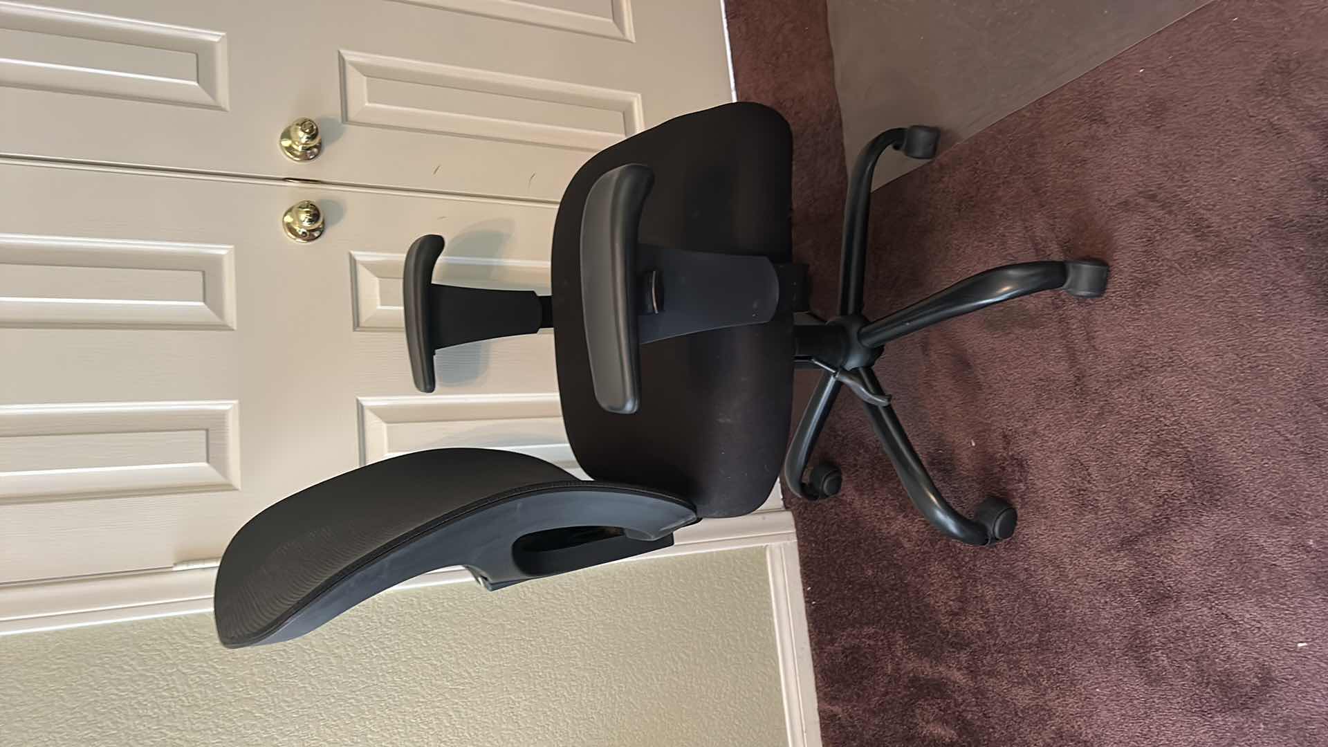 Photo 1 of OFFICE DESK CHAIR