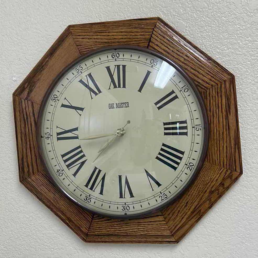 Photo 1 of OAK MASTER WALL CLOCK 
15 1/2” x 15 1/2