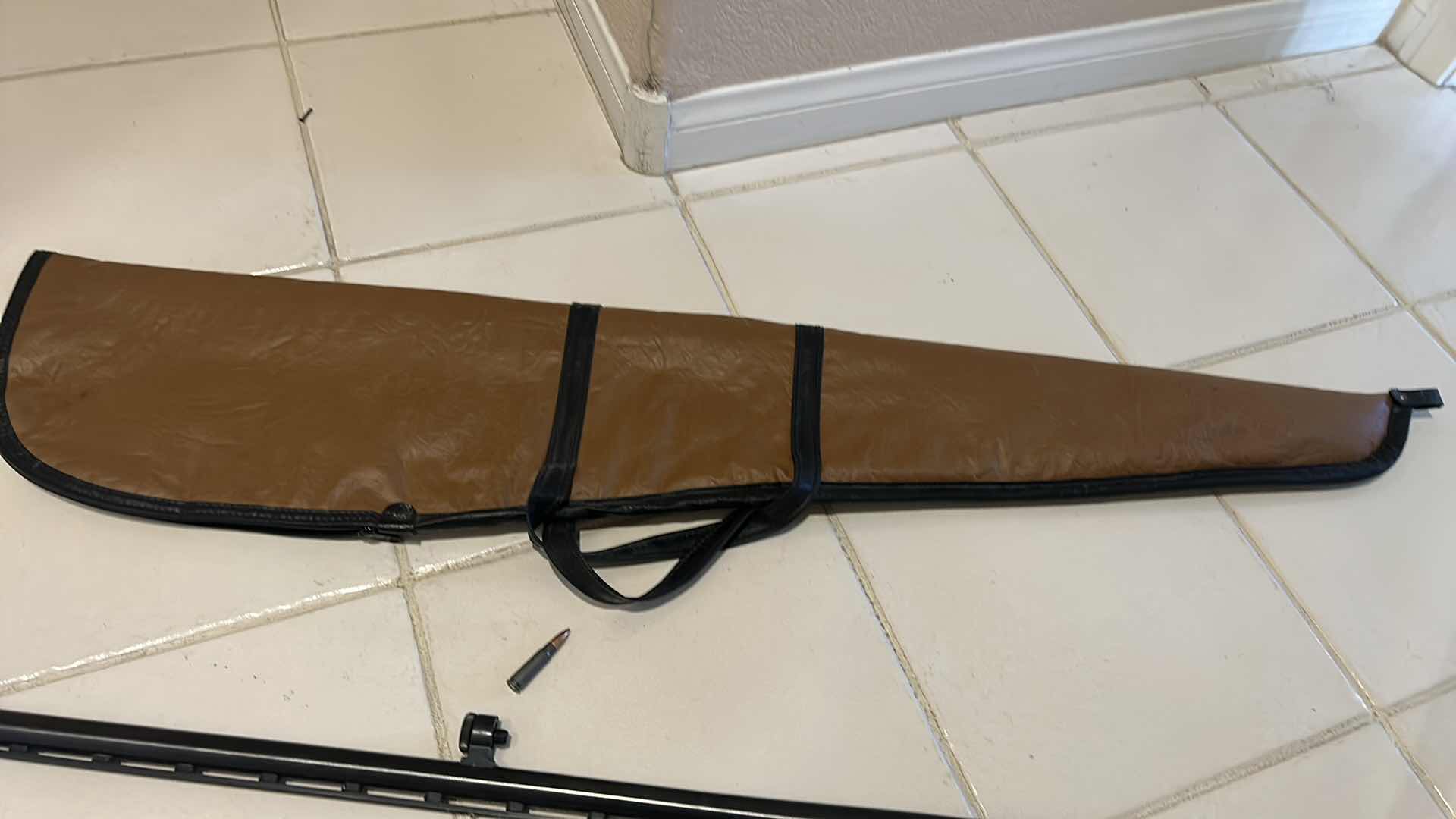 Photo 6 of AccessoriES