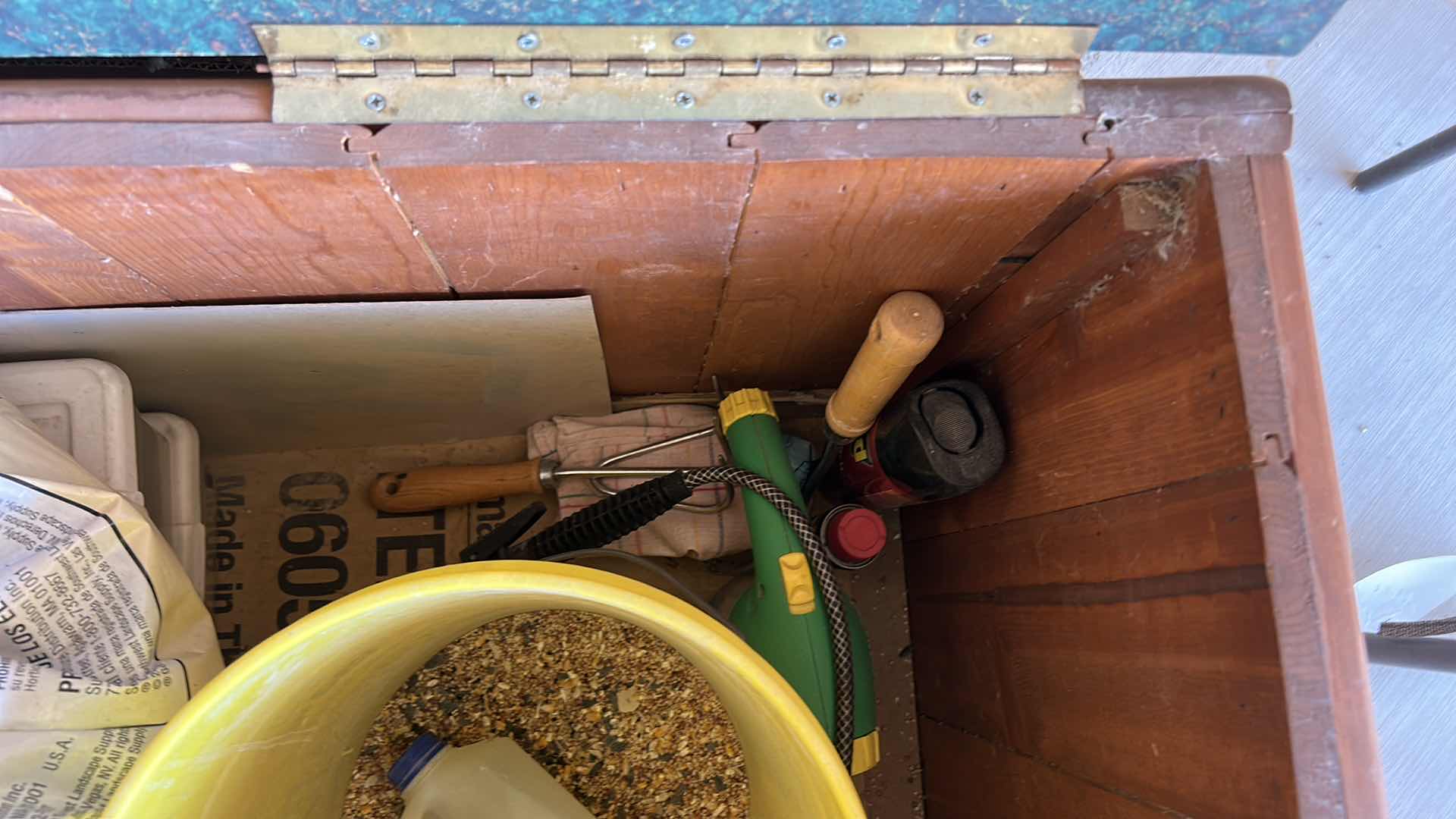 Photo 5 of OUTDOOR CHEST WITH GARDENING