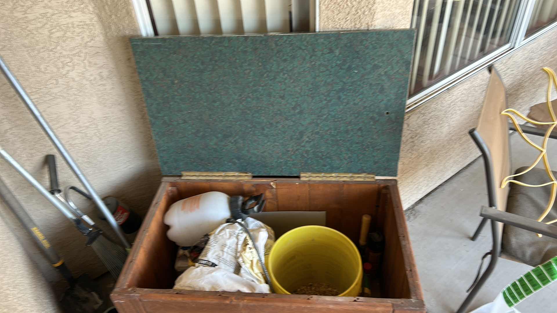 Photo 1 of OUTDOOR CHEST WITH GARDENING