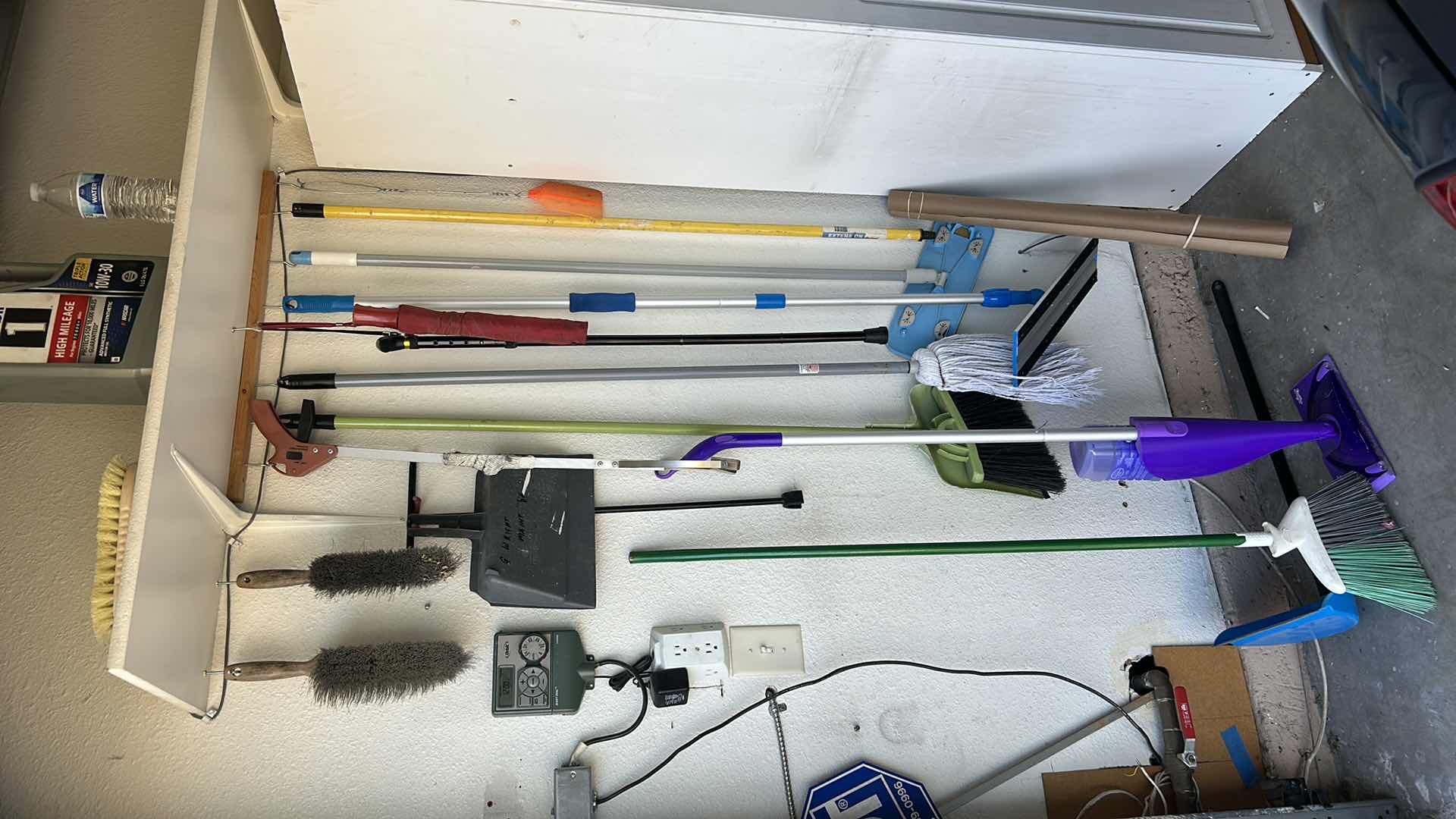 Photo 1 of CLEANING TOOLS