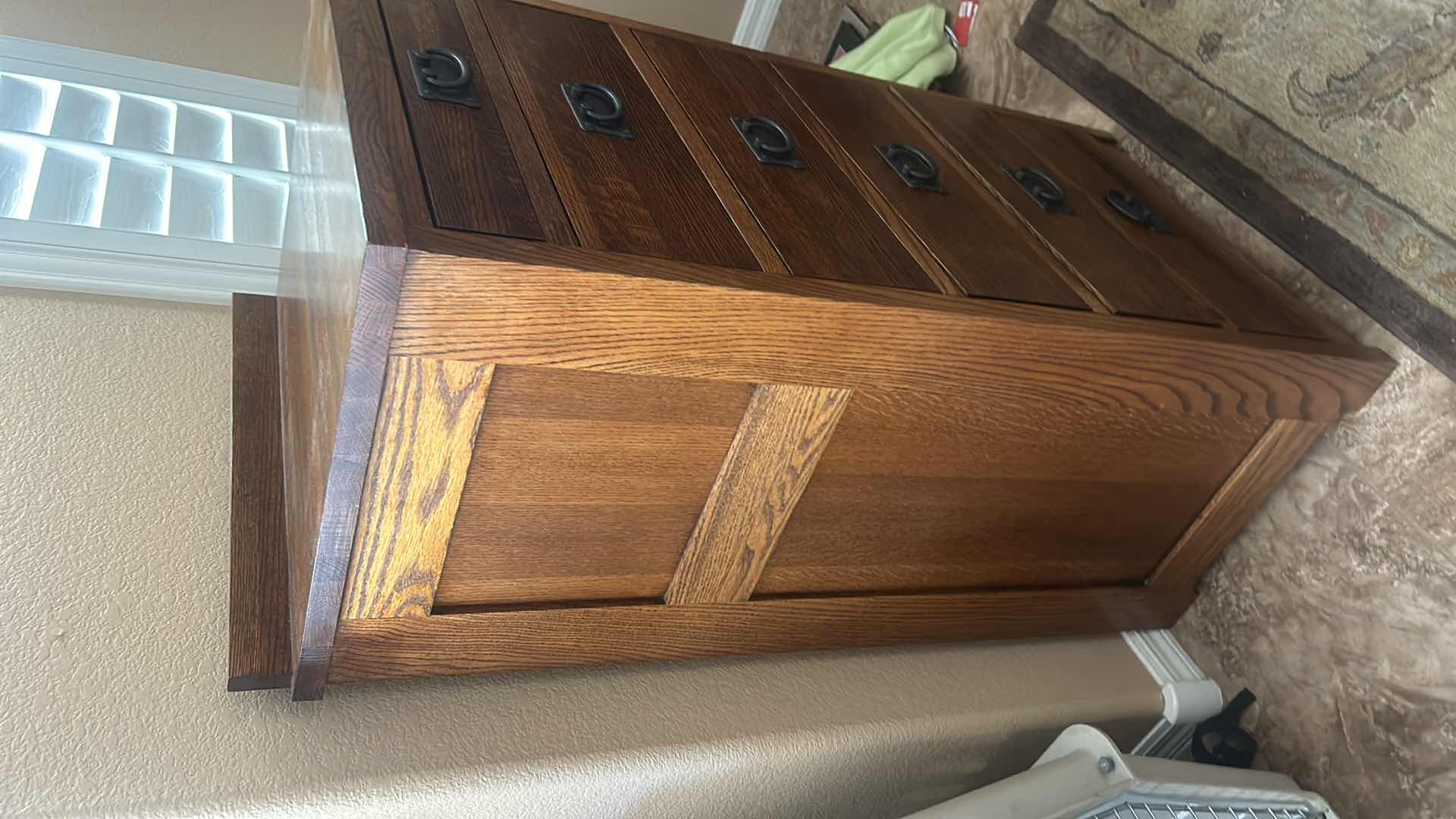 Photo 1 of  MICHAEL’S FURNITURE CRAFTSMAN CEDAR-LINED OAK SIX-DRAWER
2‘ x 18 1/2“ x H 43 3/4”