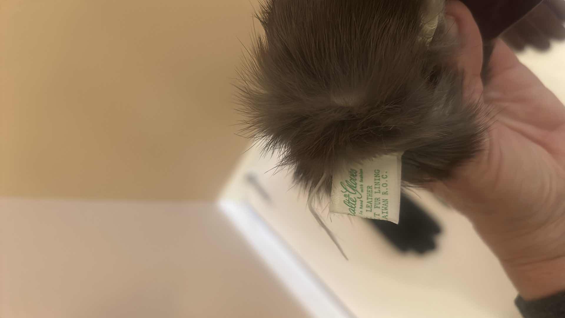 Photo 1 of 2 PAIRS WOMENS LEATHER GLOVES WITH CASHMERE AND RABBIT LINING M/L