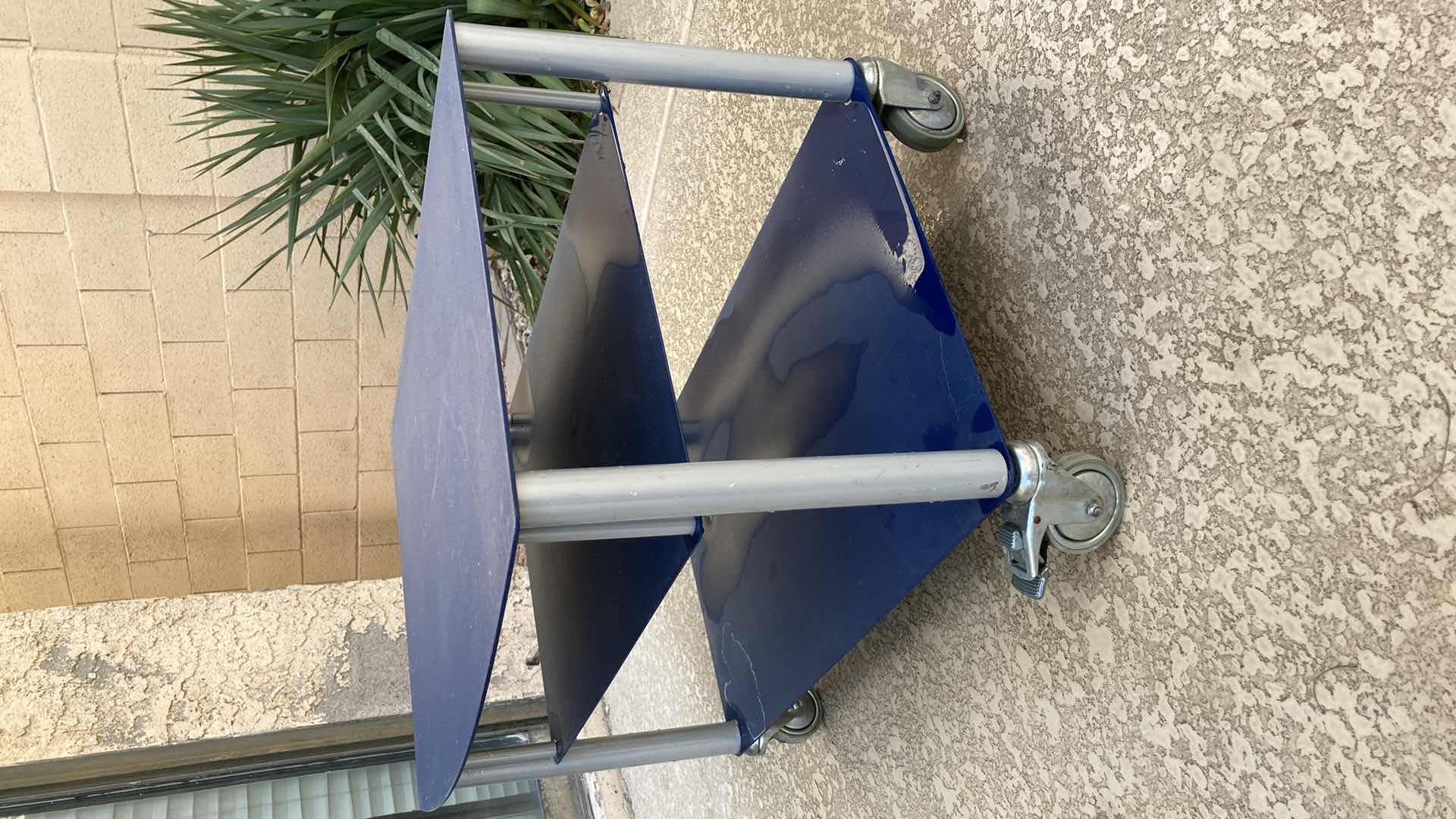 Photo 1 of HEAVY DUTY STEEL ROLLING CART 25.5” 19.75” H18”