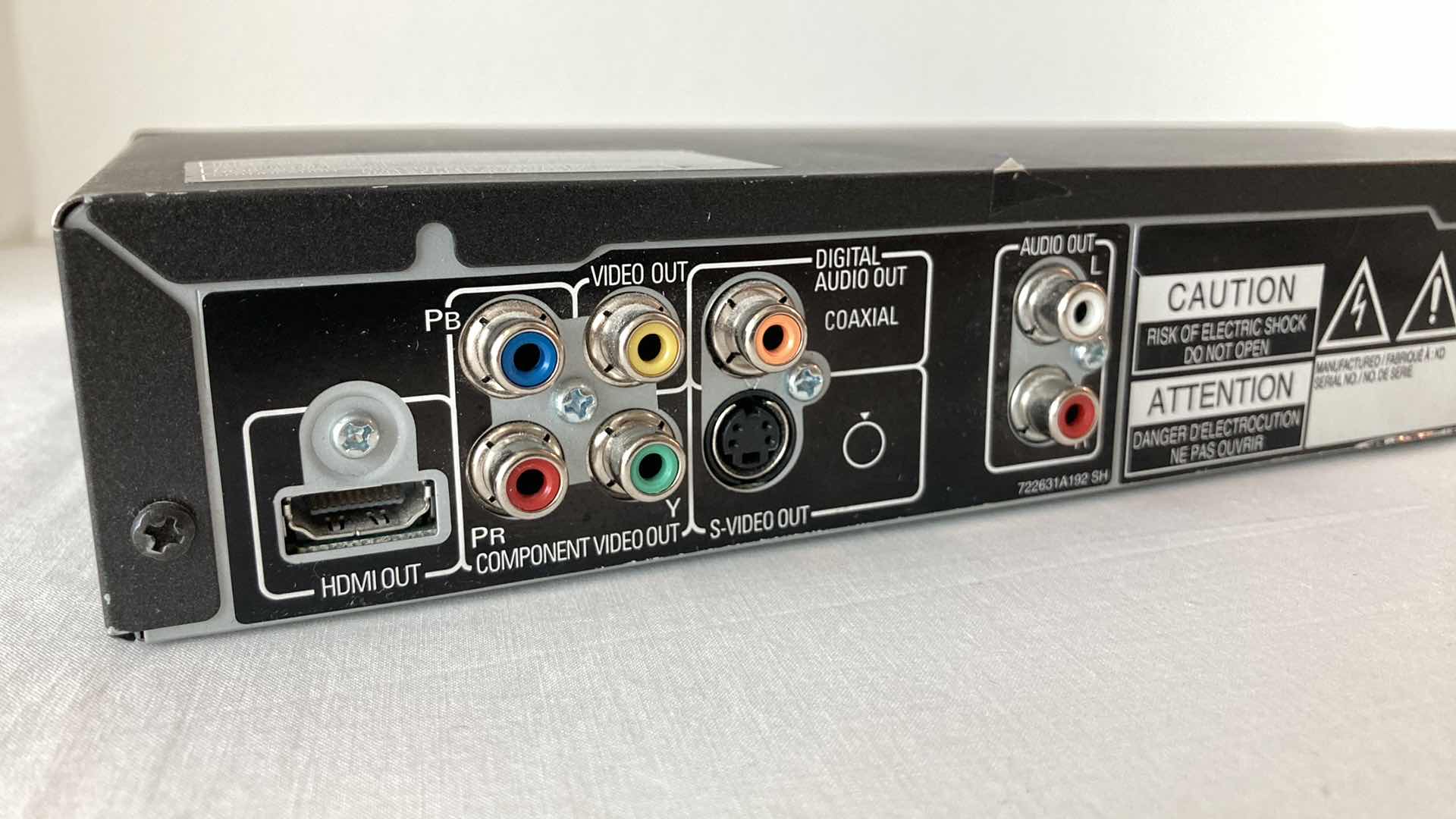 Photo 5 of PIONEER DVD PLAYER MODEL DV-400V-K