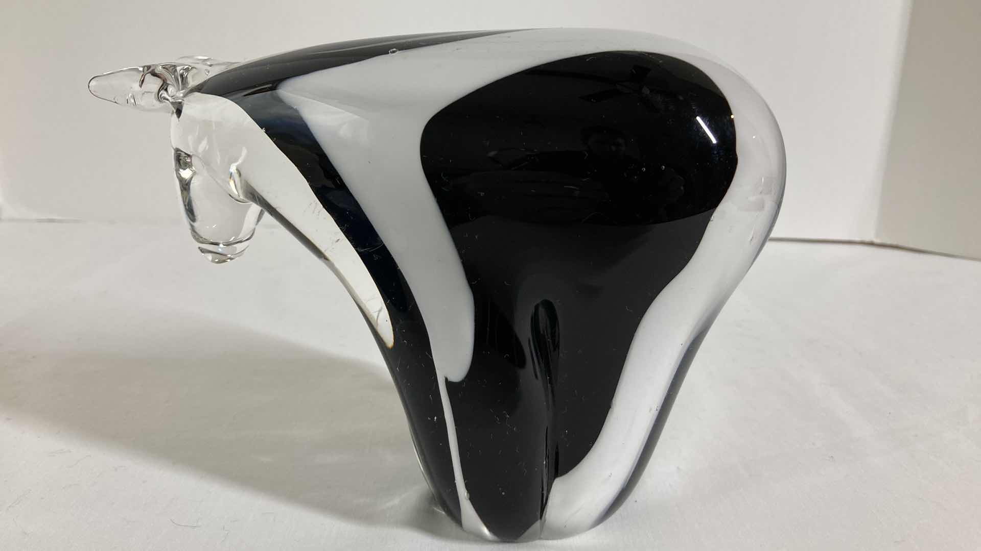 Photo 1 of BLACK & WHITE BULL SOLID GLASS FIGURINE 3.25” X 7.25” H5”