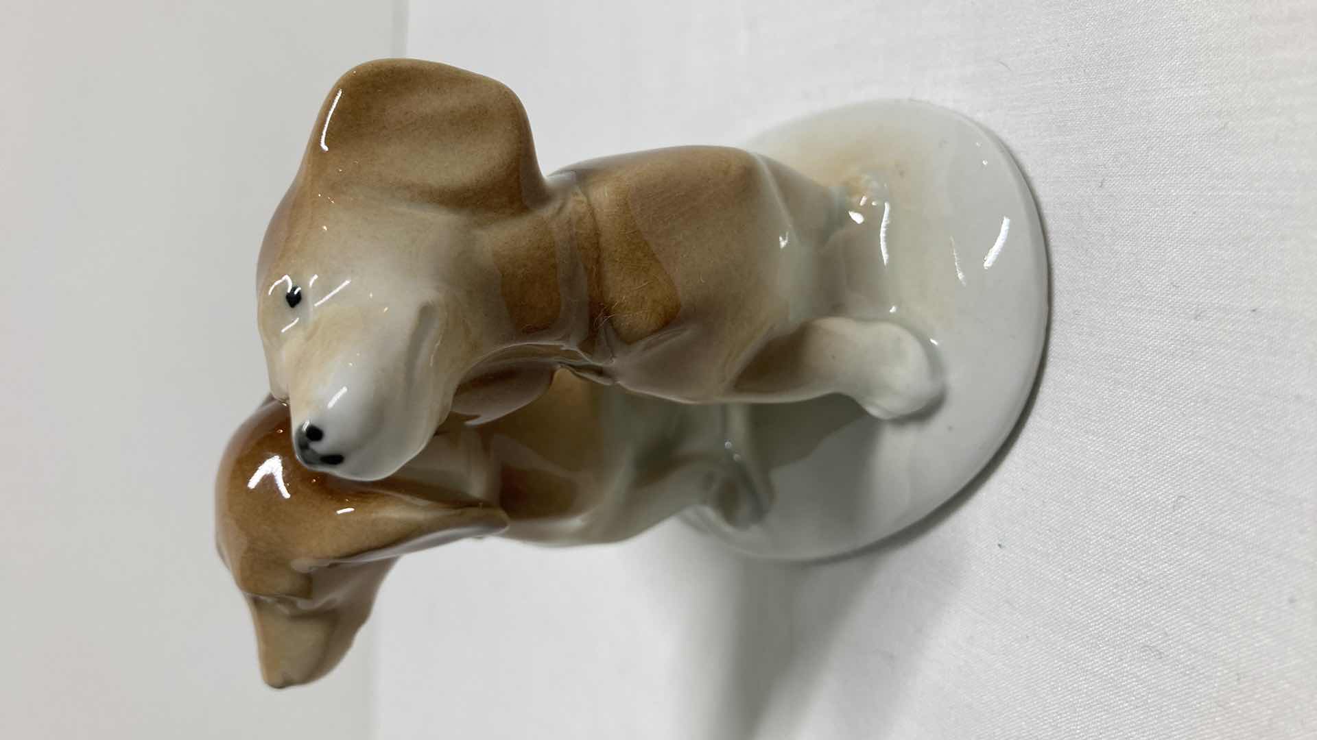 View 3 of GRAEFENTHAL DACHSHUND PORCELAIN FIGURINE 5” X 2.75” H3.25”