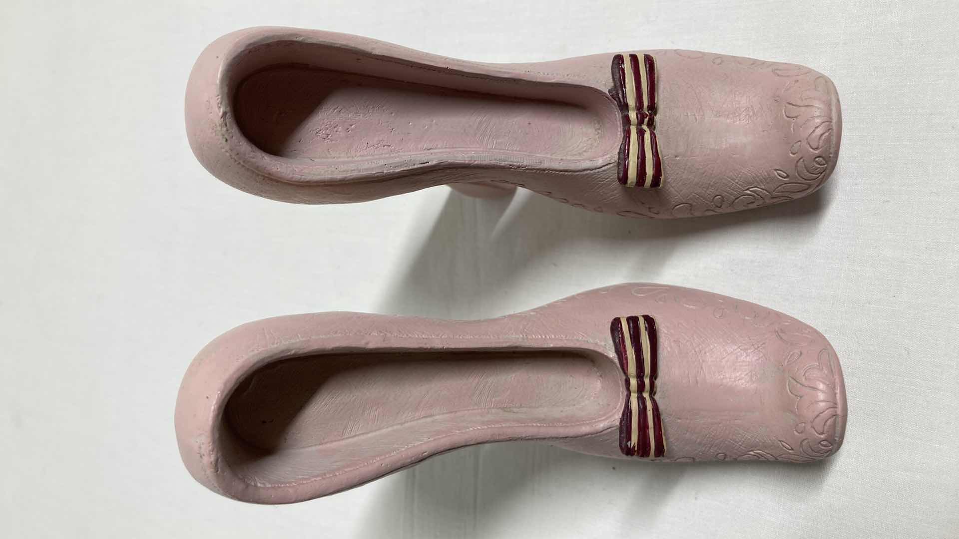 Photo 1 of VINTAGE BOWTIE HEEL COAT HOOKS (2) 4.5” X 4”