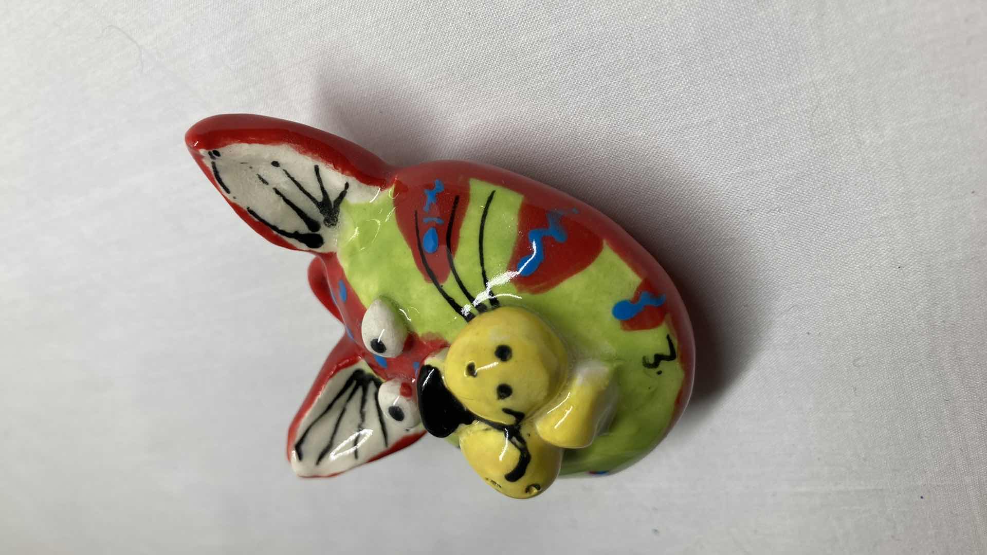 Photo 1 of ABSTRACT MULTI COLOR CERAMIC CAT ORNAMENT BY DOTTIE DRACOS 2.5” X 2.75”