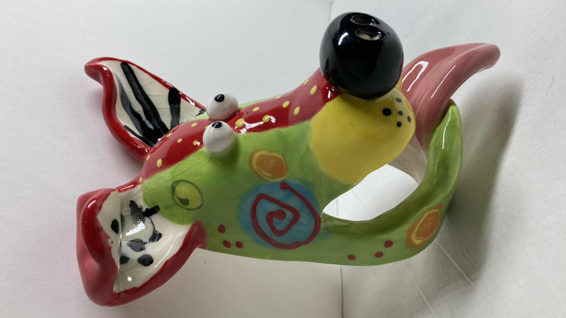 Photo 1 of ABSTRACT MULTI COLOR CERAMIC DOG MASK 2-13 BY DOTTIE DRACOS 5” X 7.25”