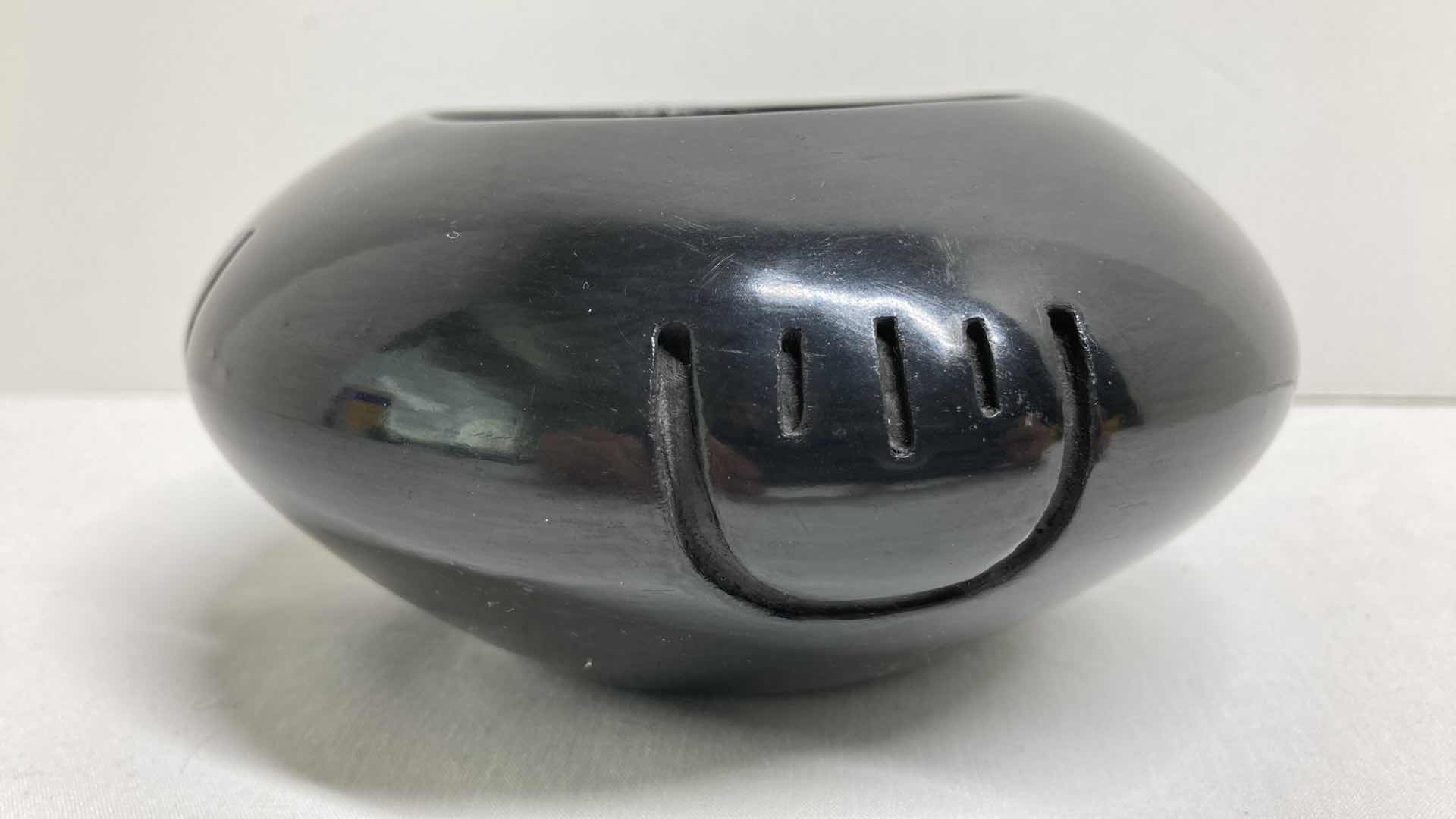 Photo 1 of SANTA CLARA BLACK WARE POLISHED POTTERY BY EDWARD SAMANIEGO 11/92 5” X 2.5”