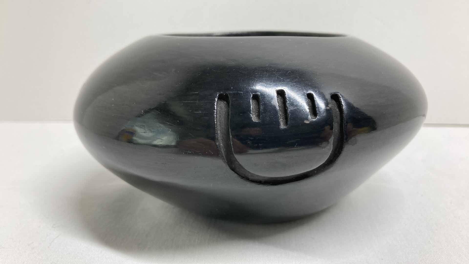 Photo 1 of SANTA CLARA BLACK WARE POLISHED POTTERY BY EDWARD SAMANIEGO 11/92 5” X 2.5”