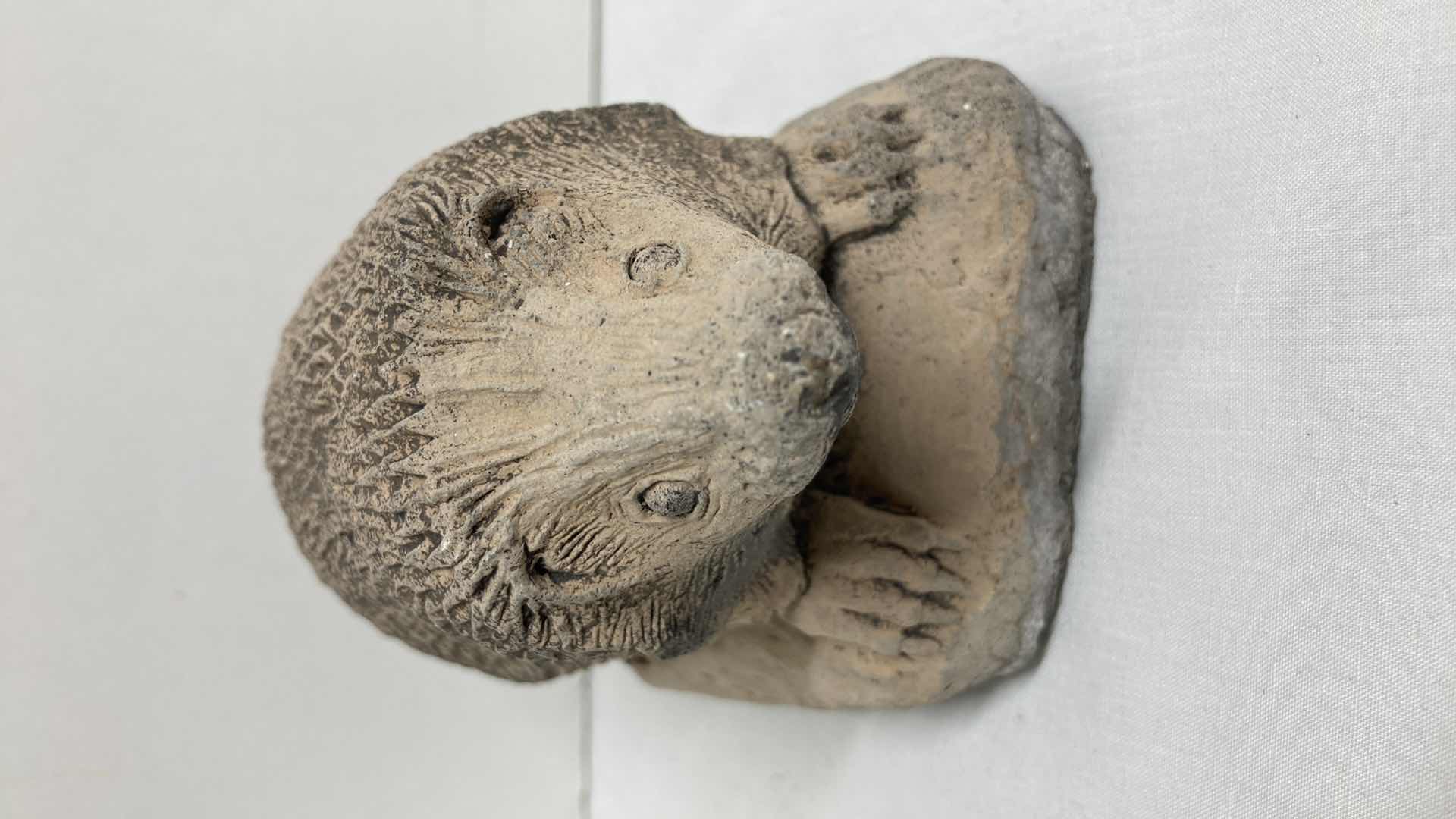 Photo 1 of HEDGEHOG CONCRETE SCULPTED STATUE BY HILLTOP 3.25” X 5.5” H3”