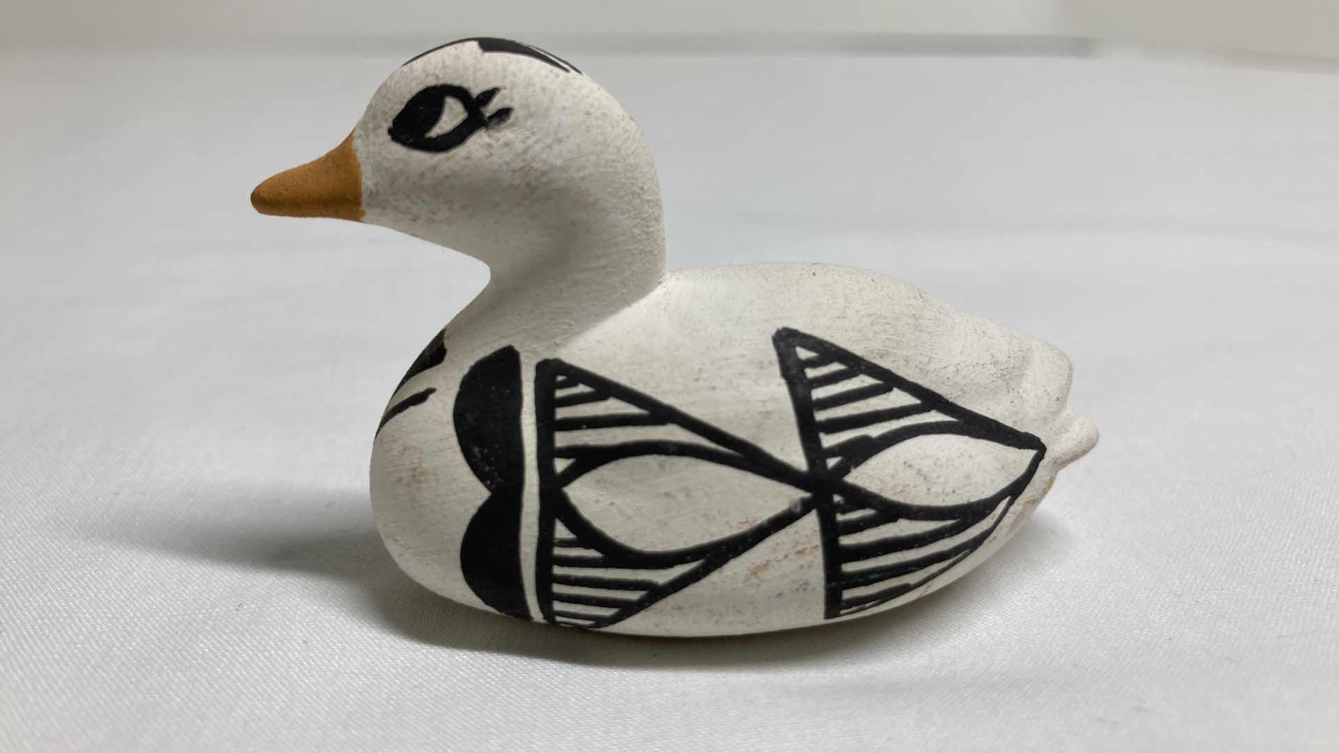 Photo 1 of TRIBAL PRINT DUCK FIGURINE BY S. CHINO 2.5” X 1.75”