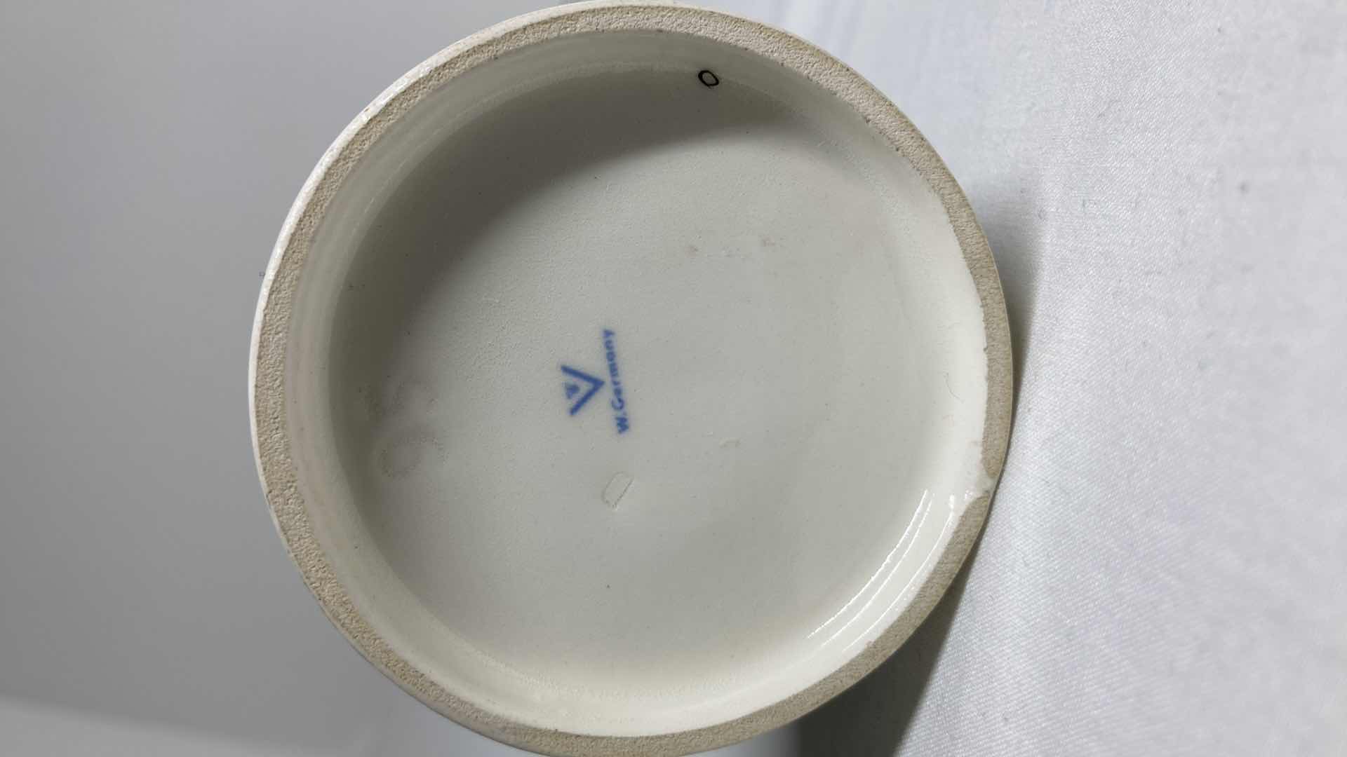 Photo 6 of MJ HUMMEL GOEBEL BROTHER 95