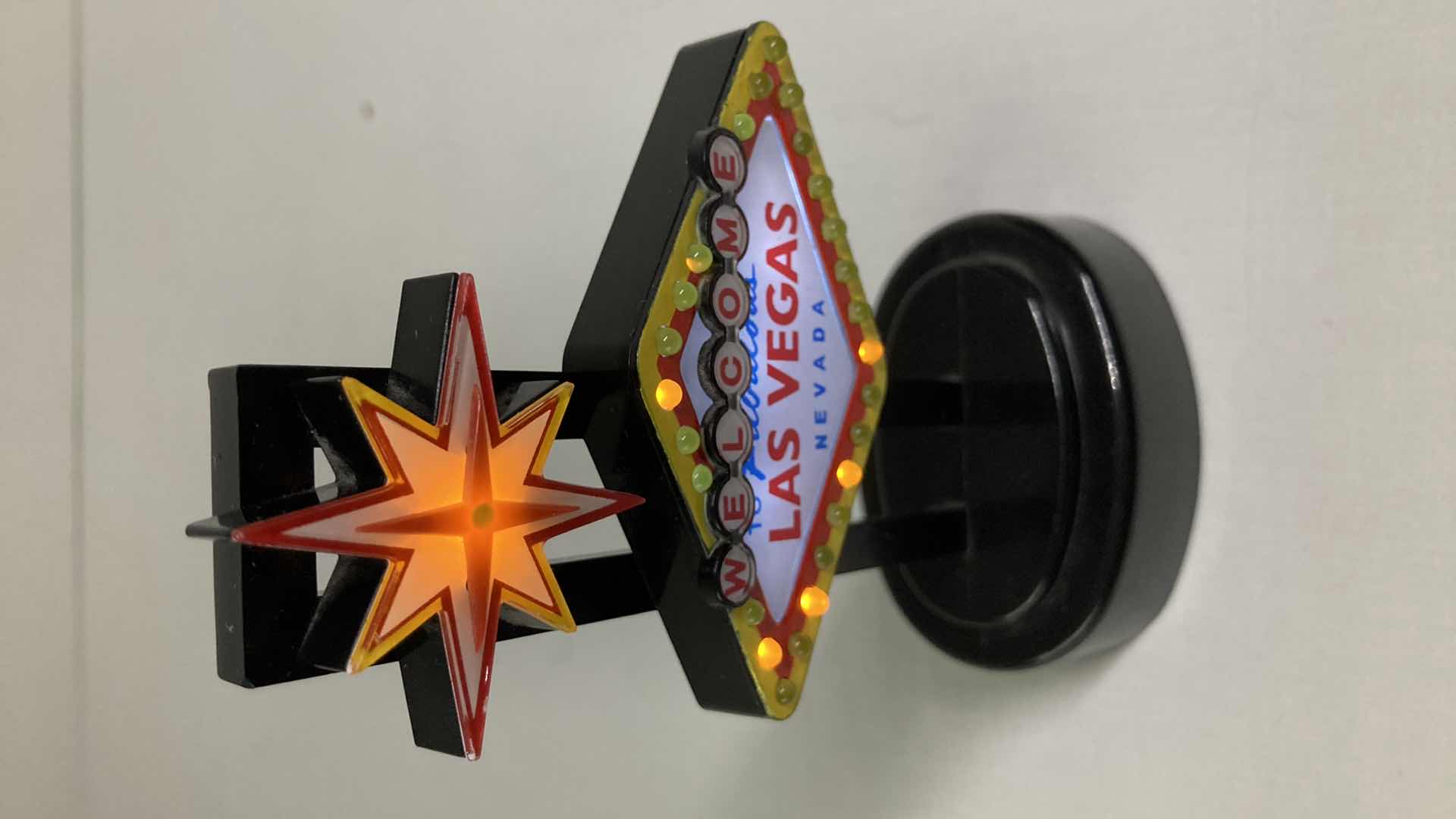 Photo 1 of MICRO VEGAS WELCOME TO FABULOUS LAS VEGAS NEVADA LIGHT UP SIGN 3” X 6”