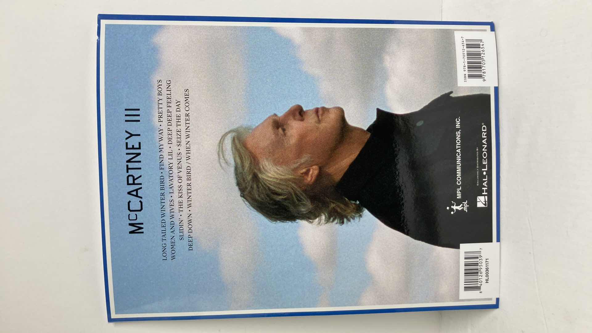 Photo 2 of MCCARTNEY PIANO VOCAL GUITAR MUSIC BOOK