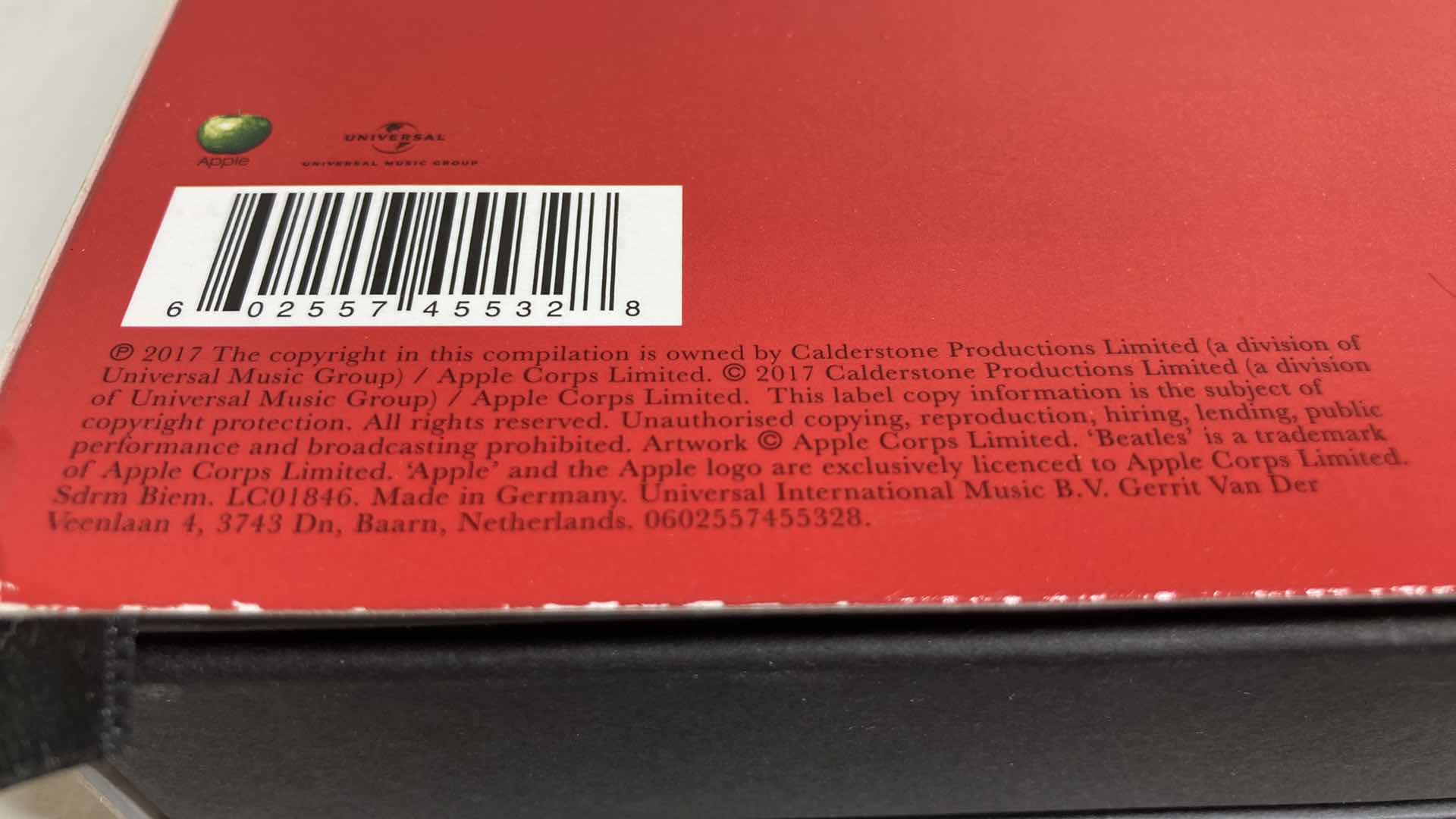 Photo 1 of NEW THE BEATLES SGT. PEPPERS LONELY HEARTS CLUB BAND BOX SET