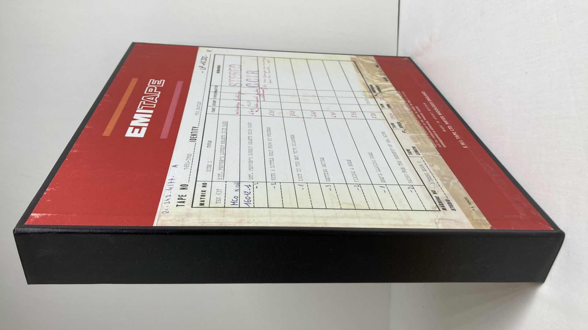 Photo 1 of NEW THE BEATLES SGT. PEPPERS LONELY HEARTS CLUB BAND BOX SET