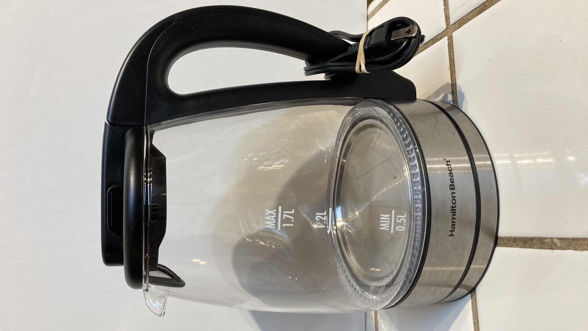 Photo 1 of HAMILTON BEACH GLASS ELECTRIC KETTLE MODEL K39 40865