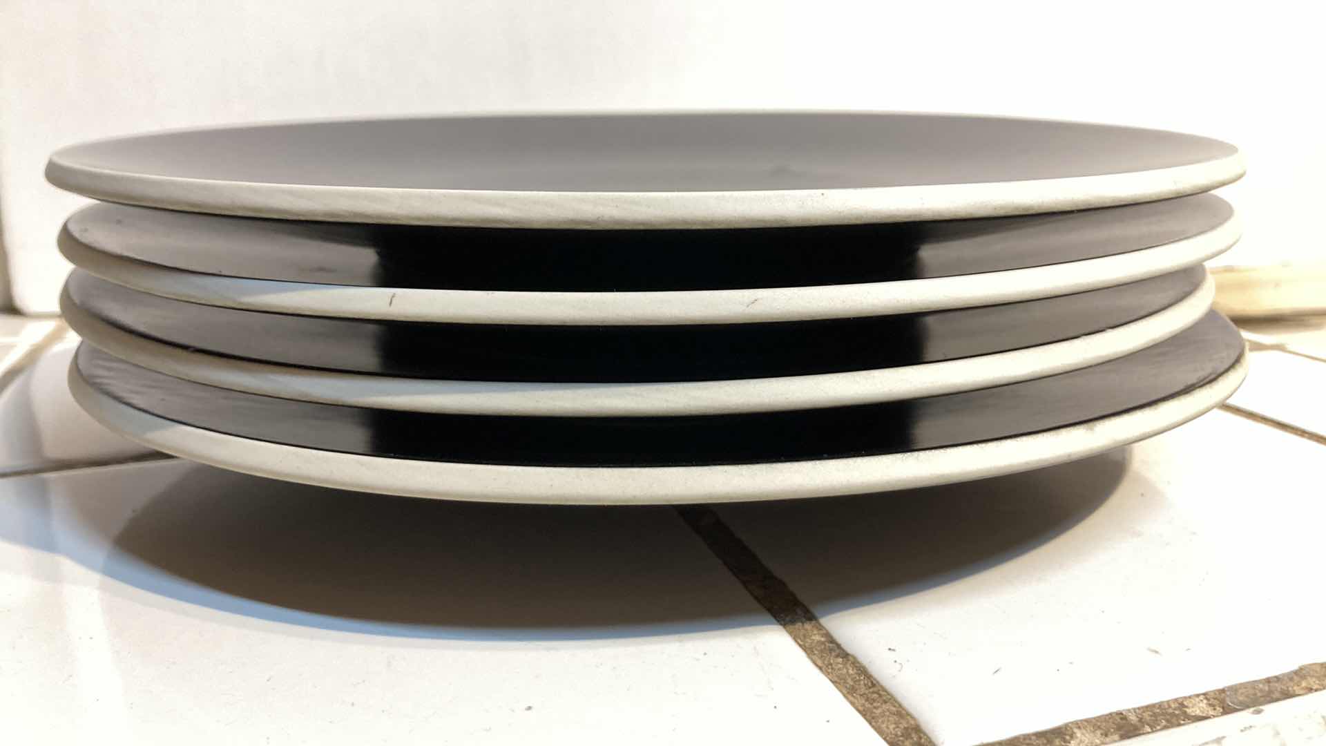 Photo 8 of SASAKI VIGNELLI DESIGN COLOR-STONE MATTE BLACK DISH SET (10)