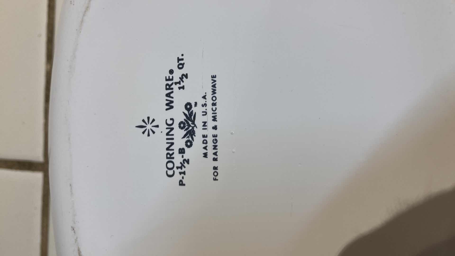 Photo 1 of CORNING WARE CORNFLOWER CASSEROLE SET (3) W POT HANDLE & LID