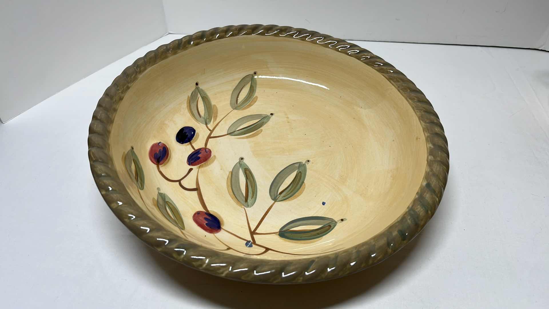 Photo 2 of GIBSON HOUSEWARES 14 PC HAND-PAINTED DISH WARE SET