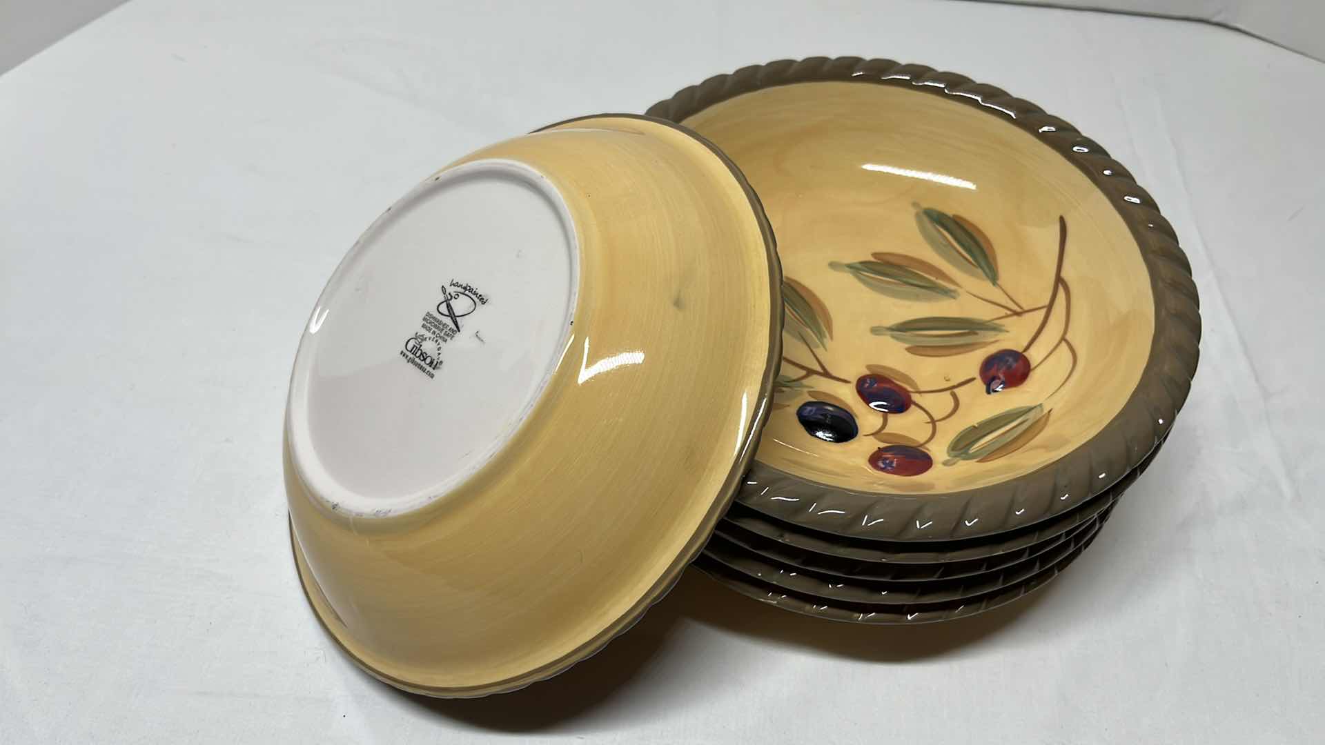 Photo 3 of GIBSON HOUSEWARES 14 PC HAND-PAINTED DISH WARE SET