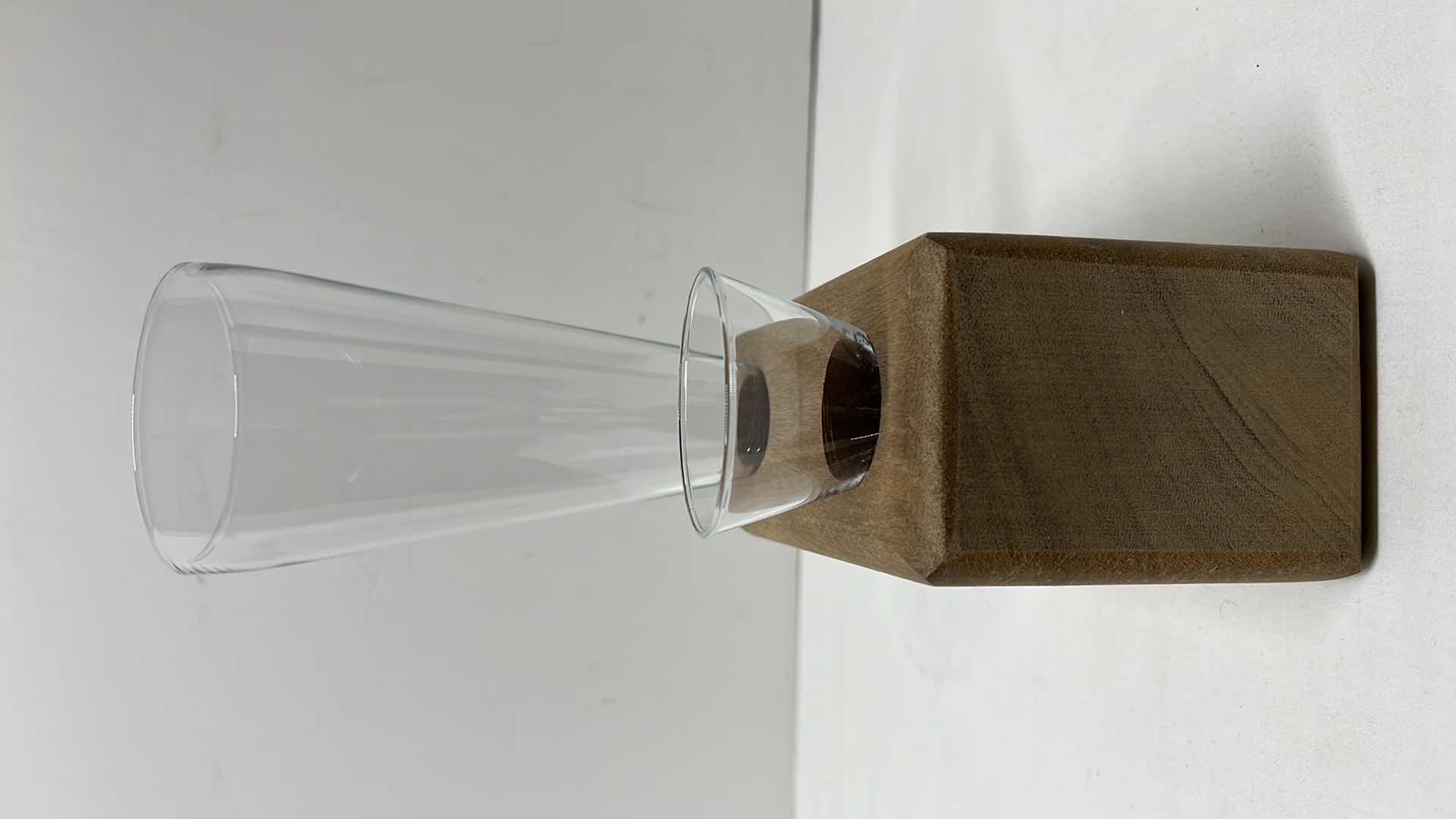 Photo 1 of BEER AND SHOT GLASSES W WOOD HOLDER (RESTAURANT DE NOORDMOLEN)