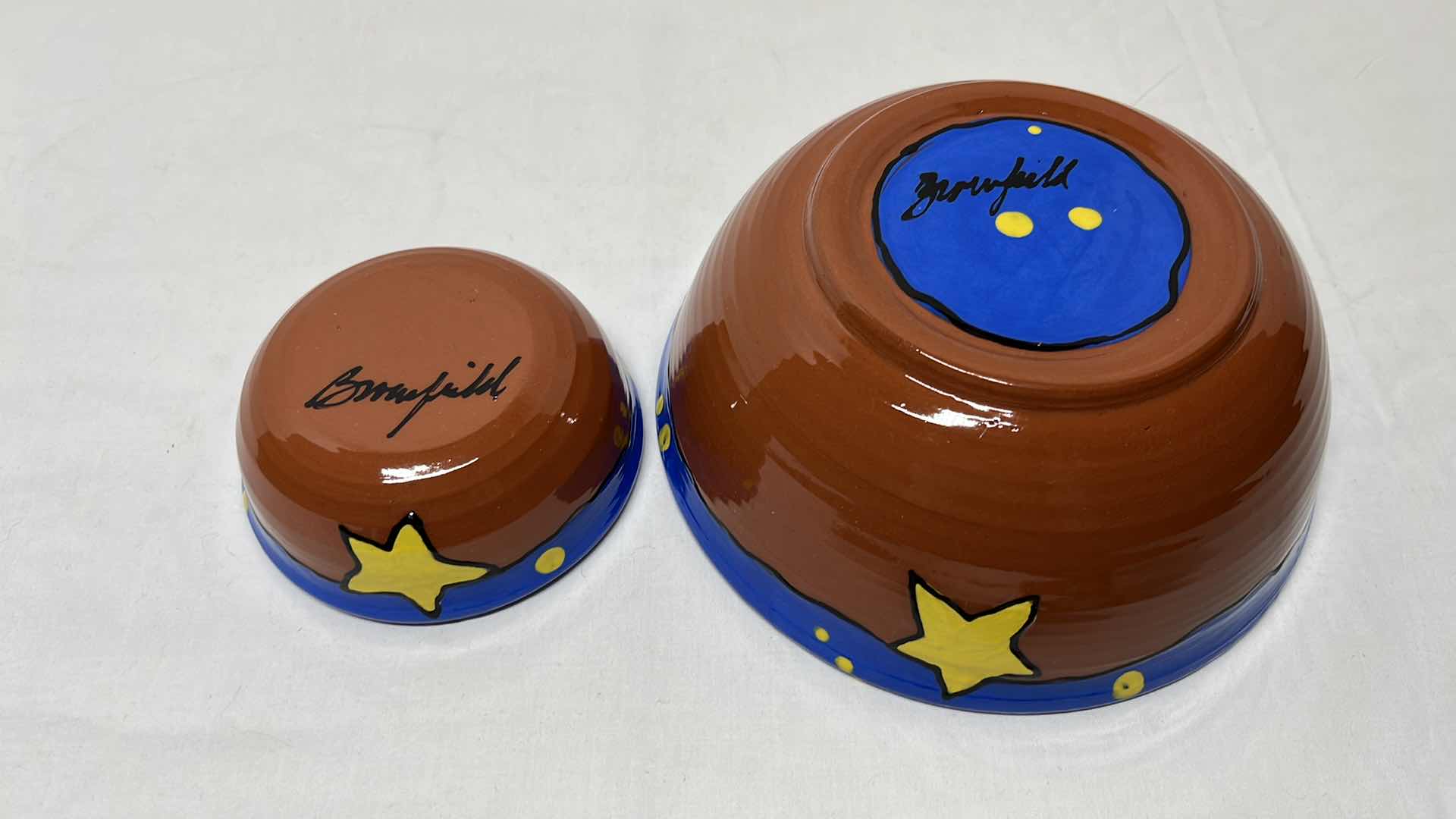 Photo 1 of HAND-PAINTED CERAMIC CHILE PEPPER MIXING BOWLS W CERAMIC HANGING CHILE PEPPERS