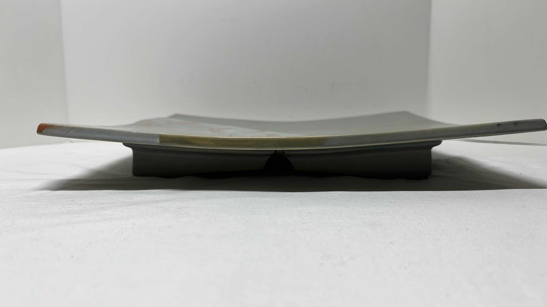 Photo 4 of INES DE BOOY PLATTER 14” AND PLATES 8” (6 PCS)