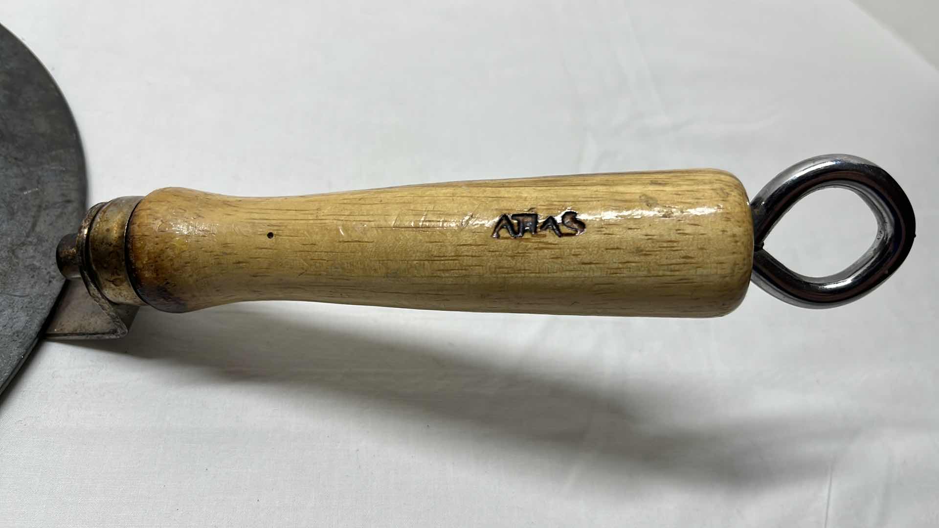 Photo 1 of NOOR 9" FLAT IRON DOSA ROTI TAVA/GRIDDLE PAN