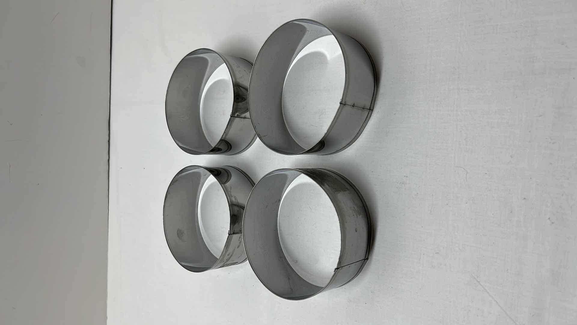 Photo 1 of 9.5” BUNDT PAN, 3.5” DOUGH CUTTERS (4) & 4.5” MINI SUN SHAPED BAKING PANS (2)