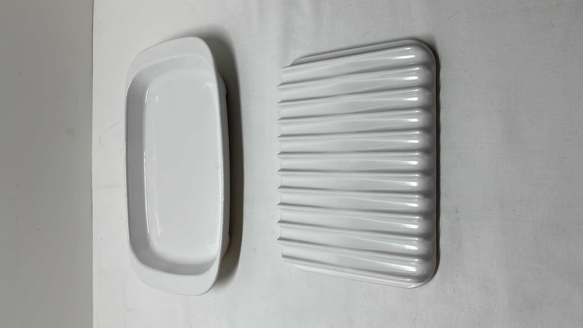 Photo 4 of DR DOUGLAS WONDER BAKER II BLUE/GRAY SPLATTER WEAR CERAMIC BAKING PAN W HANDLES 9.5” X 10”, 2 PCS CORNING WARE MICROWAVE/OVEN RACK BROWNING TRAY/GRILL (MR-1 & MR-11)


-