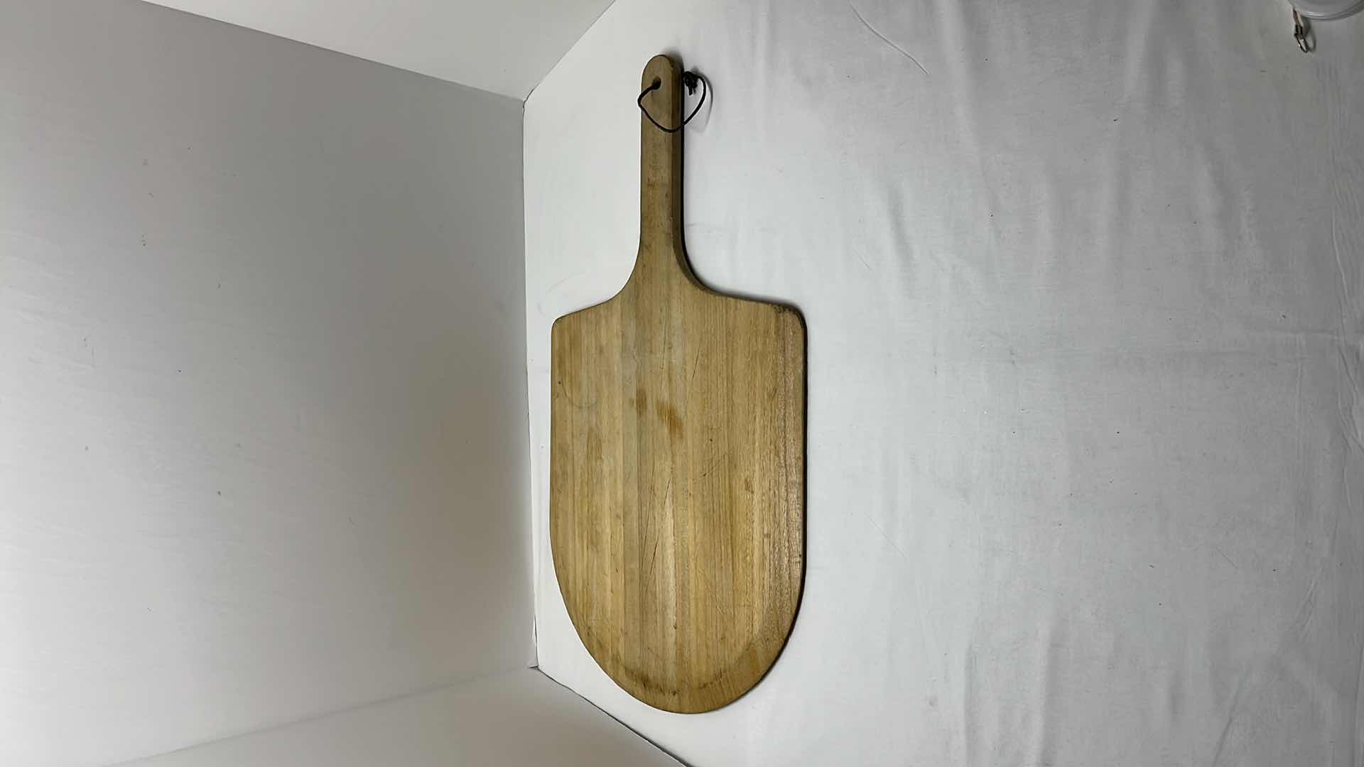 Photo 1 of FARBERWARE PIZZA PADDLE/TRAY/CUTTING BOARD 13” X 24”