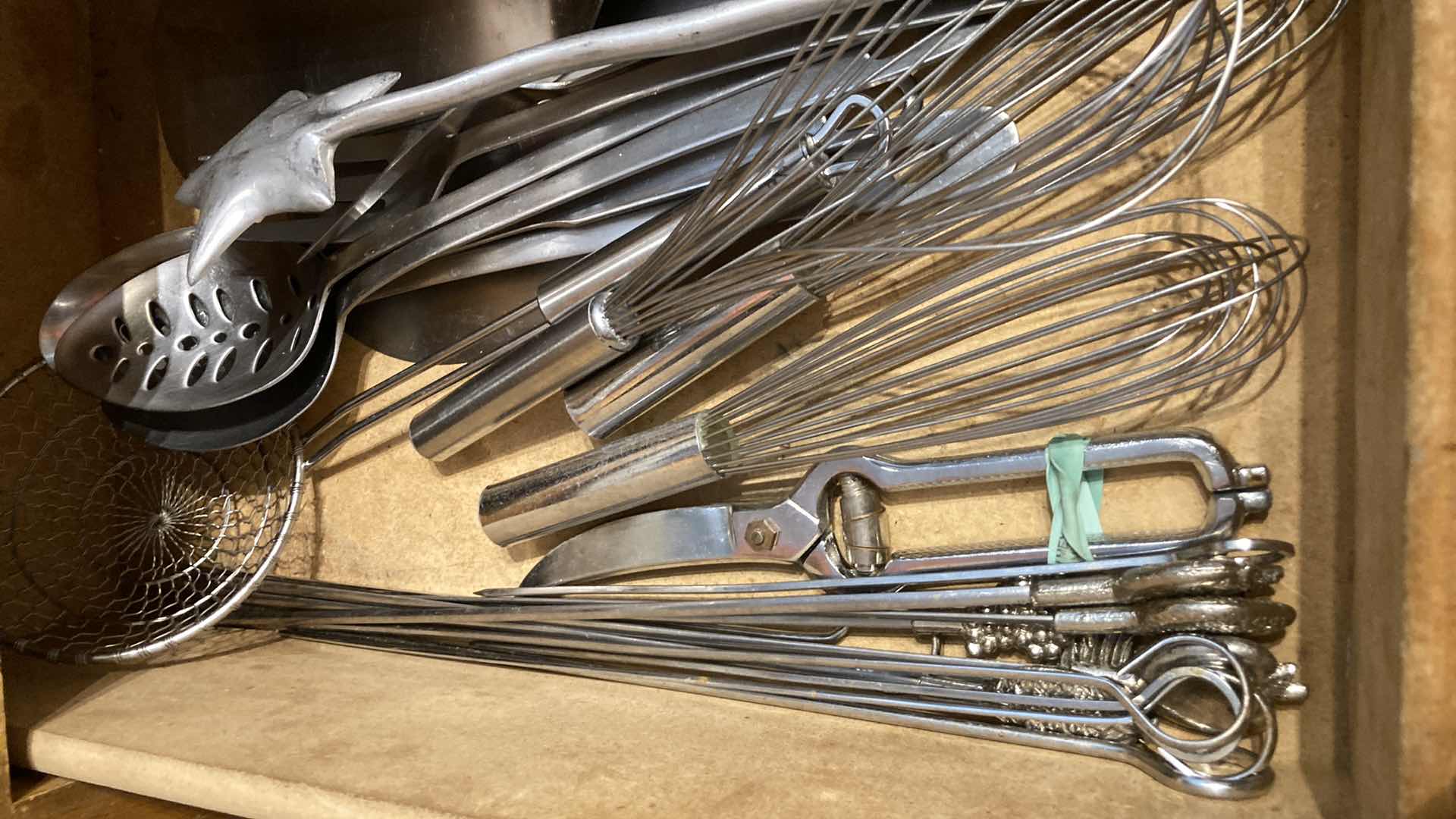 Photo 1 of KITCHEN COOKING & SERVING UTENSILS