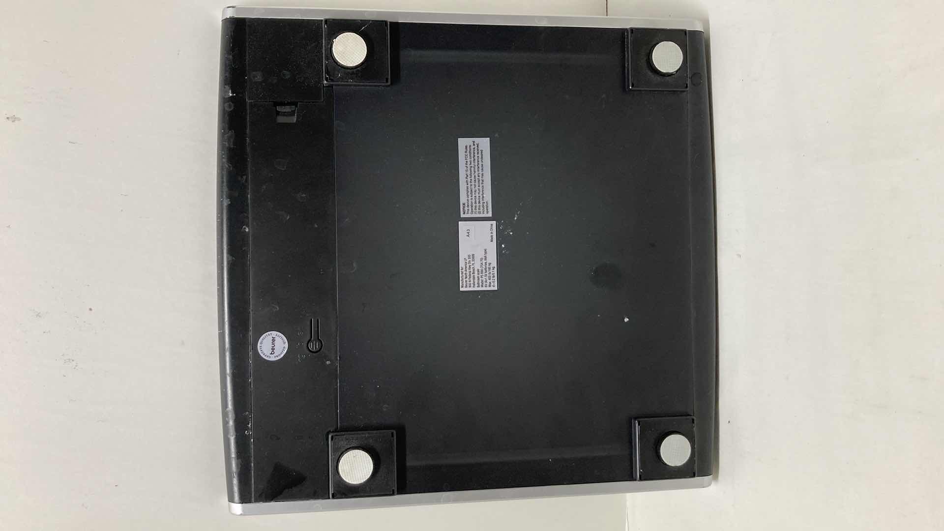 Photo 1 of BEURER PEBBLE FINISH BATHROOM SCALE MODEL PS890(754.70)