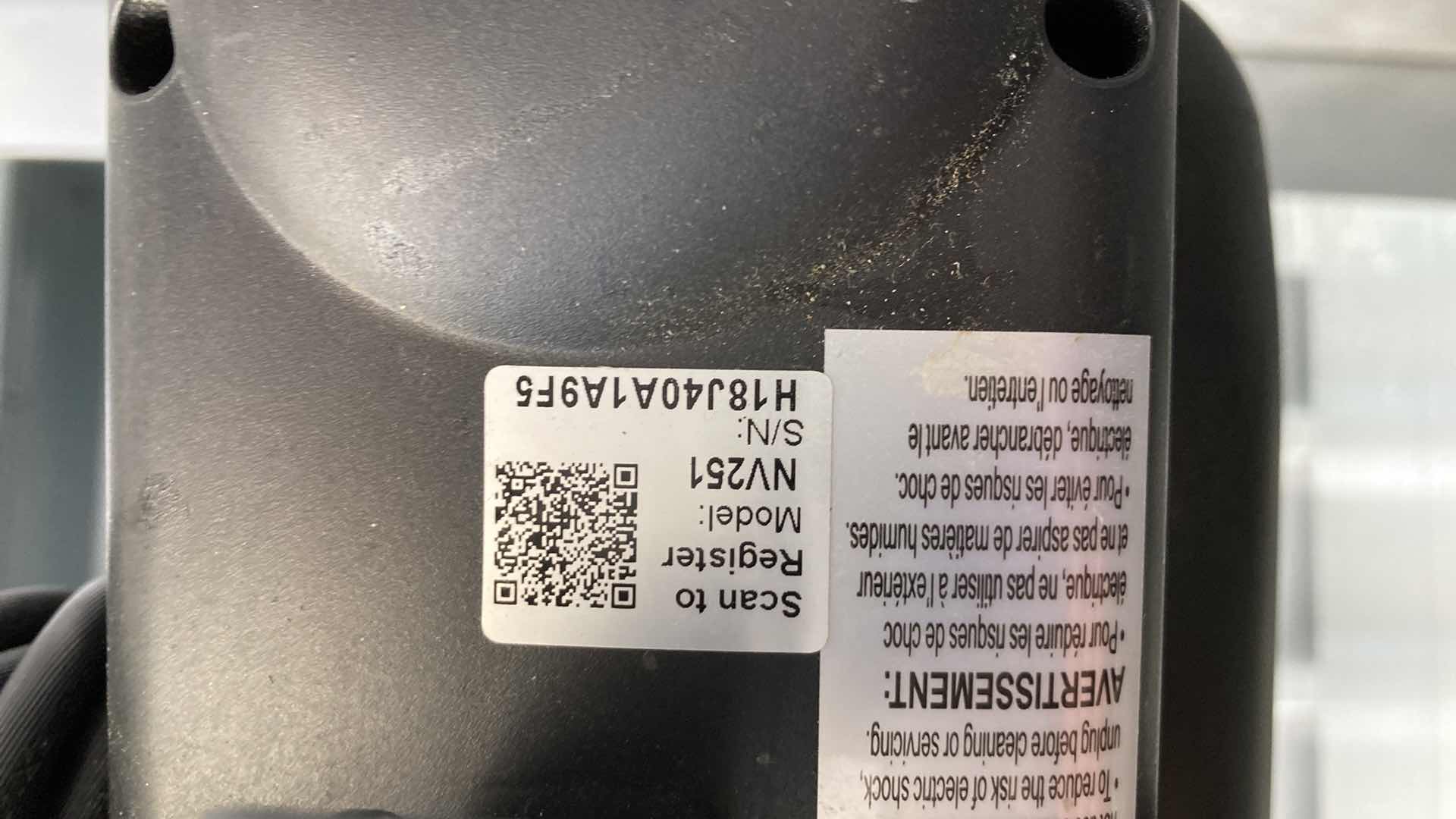 Photo 5 of SHARK NAVIGATOR VACUUM MODEL NV251