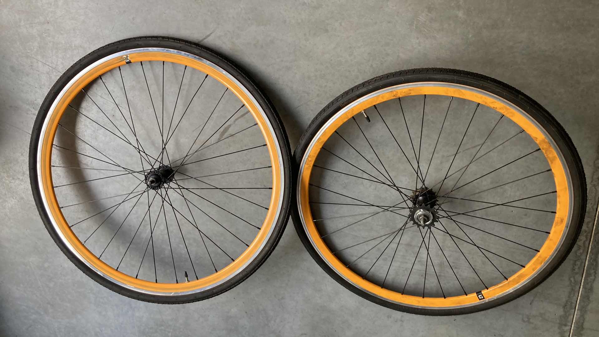 Photo 6 of RETROSPEC HARPER FIXED GEAR BICYCLE FRAME W WHEELS 22” X 37”