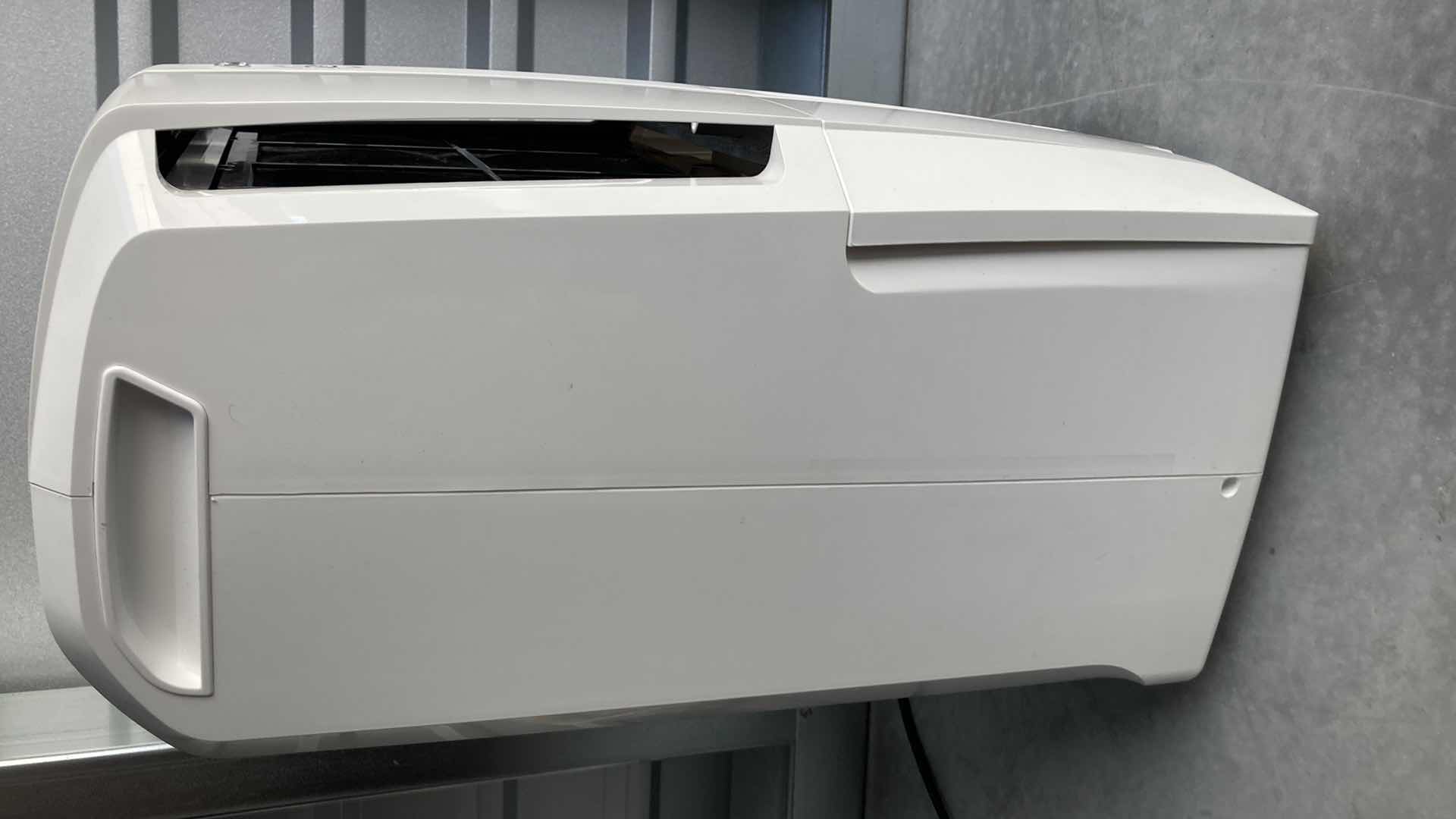 Photo 5 of DELONGHI DEHUMIDIFIER MODEL DDX250PEF