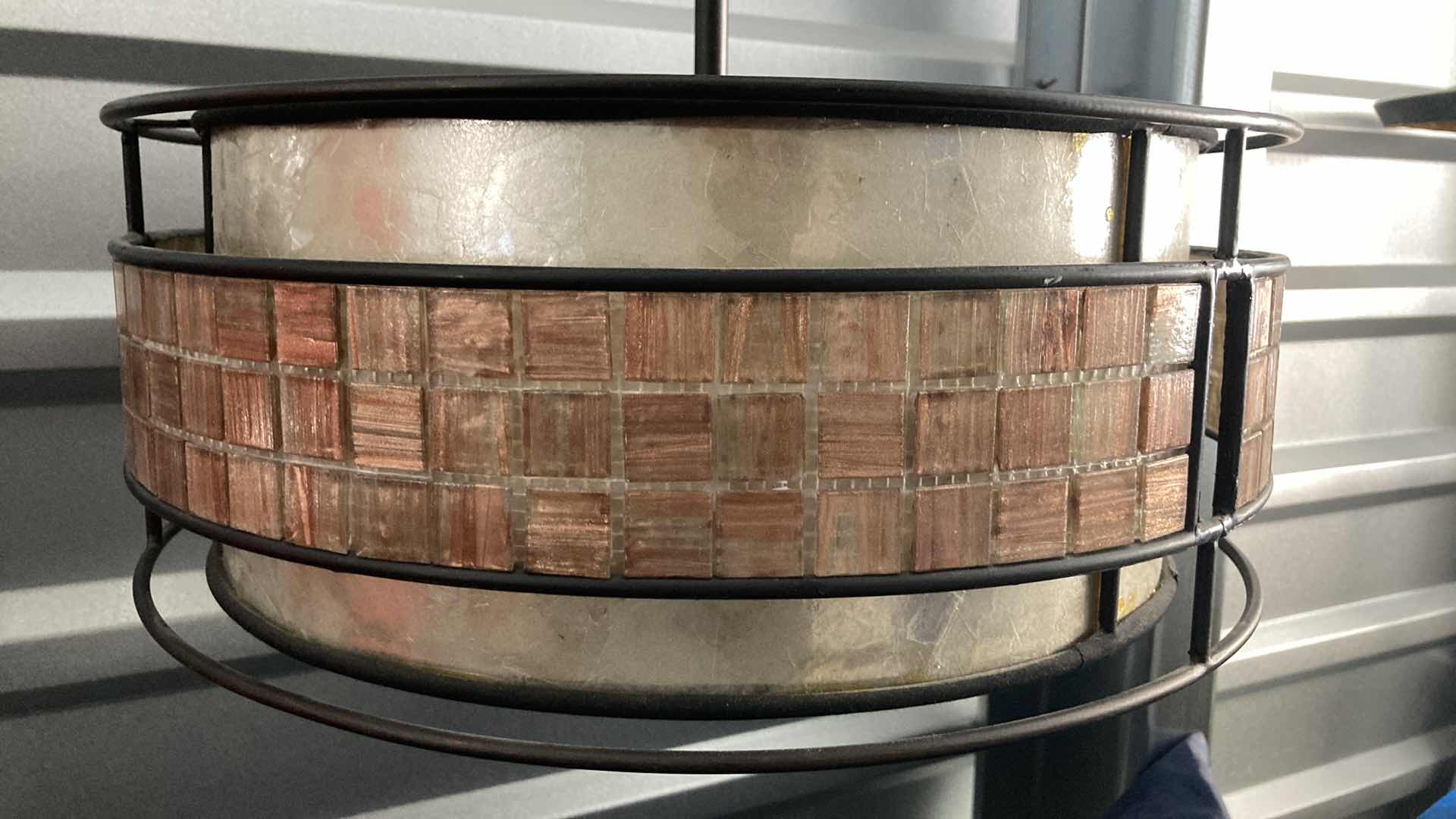 Photo 2 of QUOIZEL LAGUNA NATURALS CONTEMPORARY 3 LIGHT OLD BRONZE FINISH SEEDED GLASS PENDANT 16” X 19”